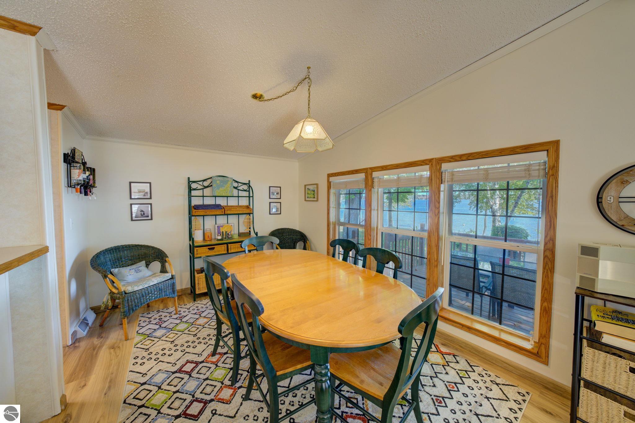 8095 Rustic Drive