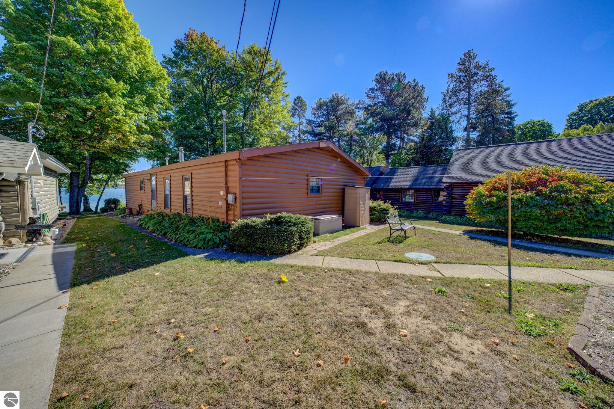 8095 Rustic Drive