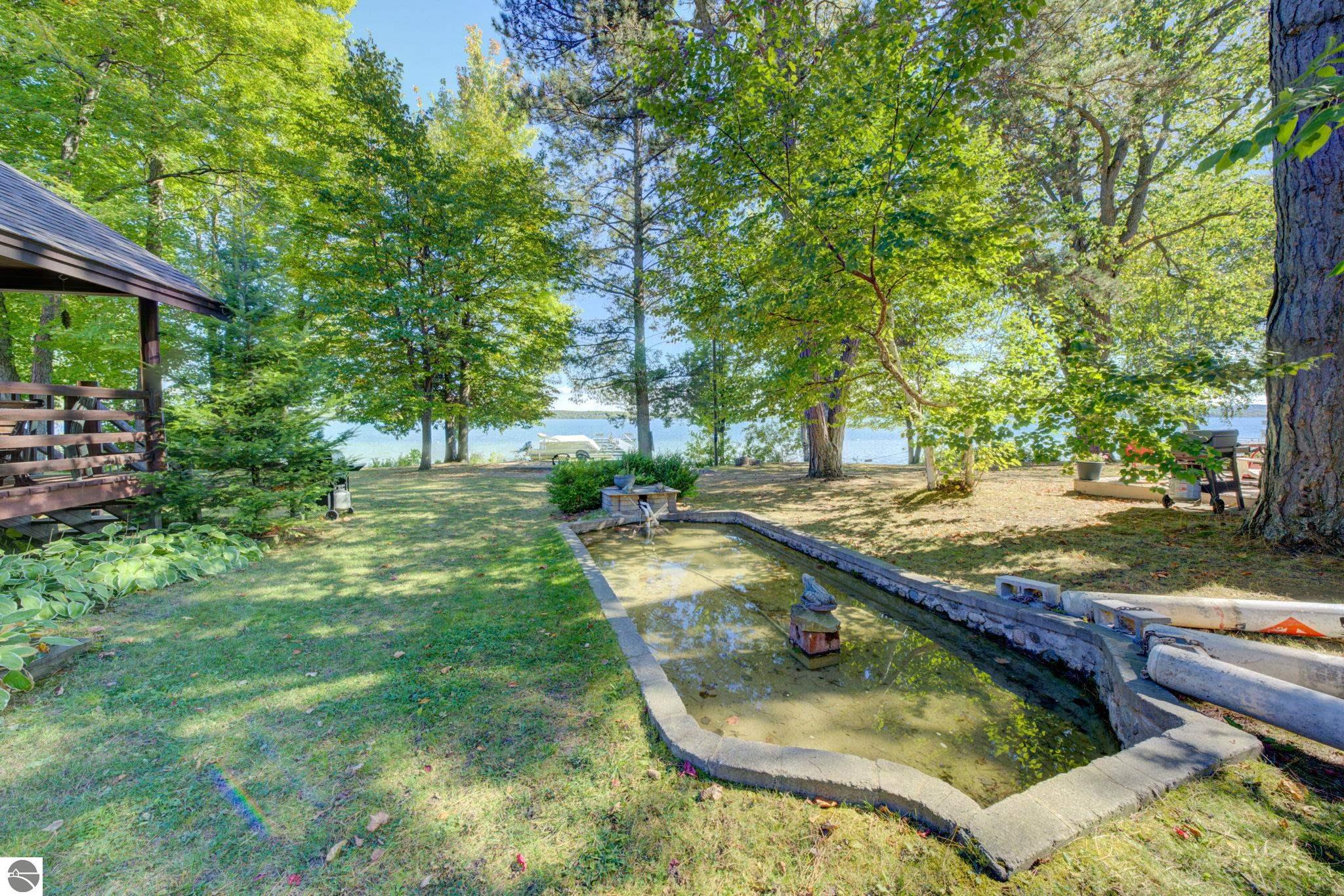 8095 Rustic Drive