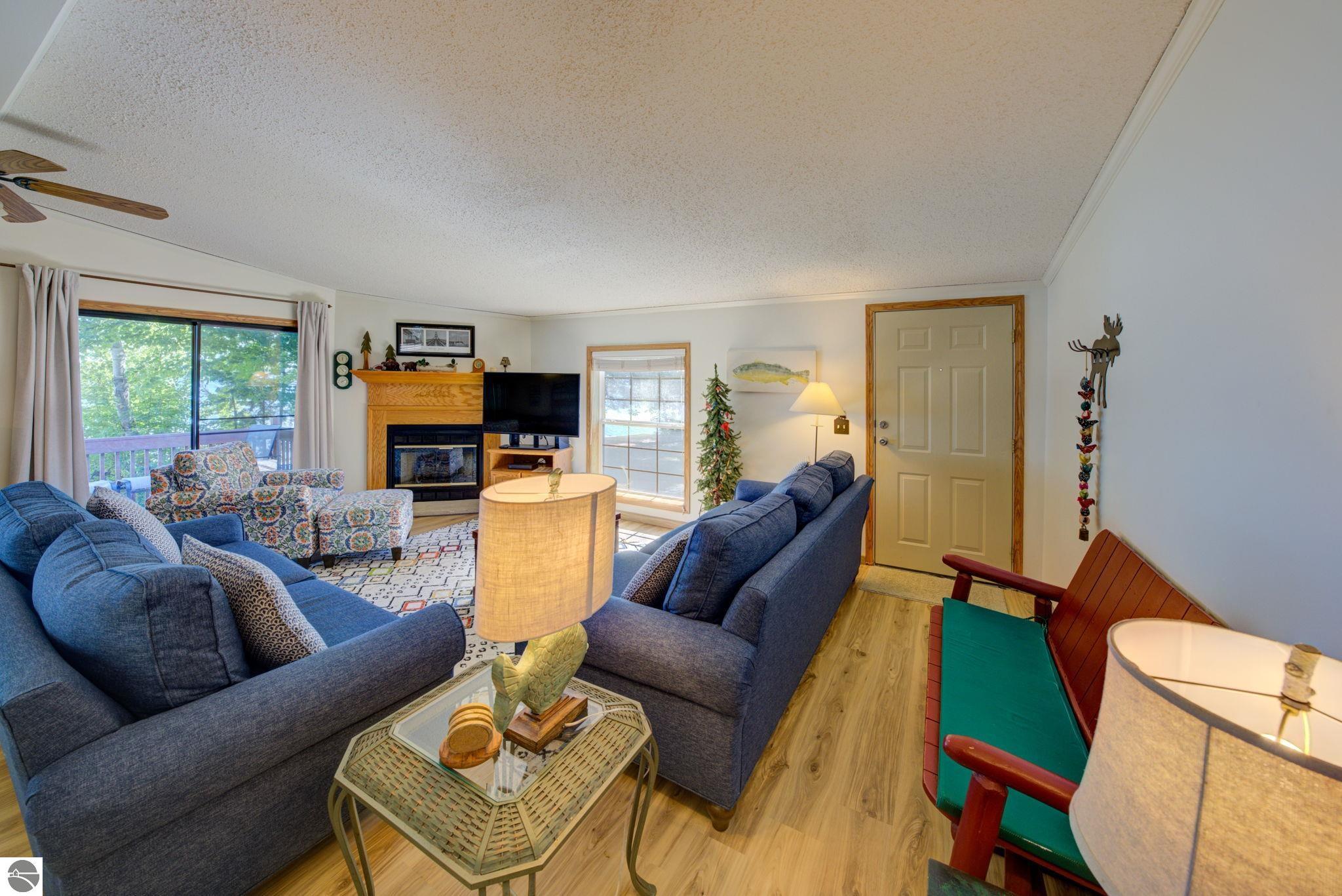 8095 Rustic Drive