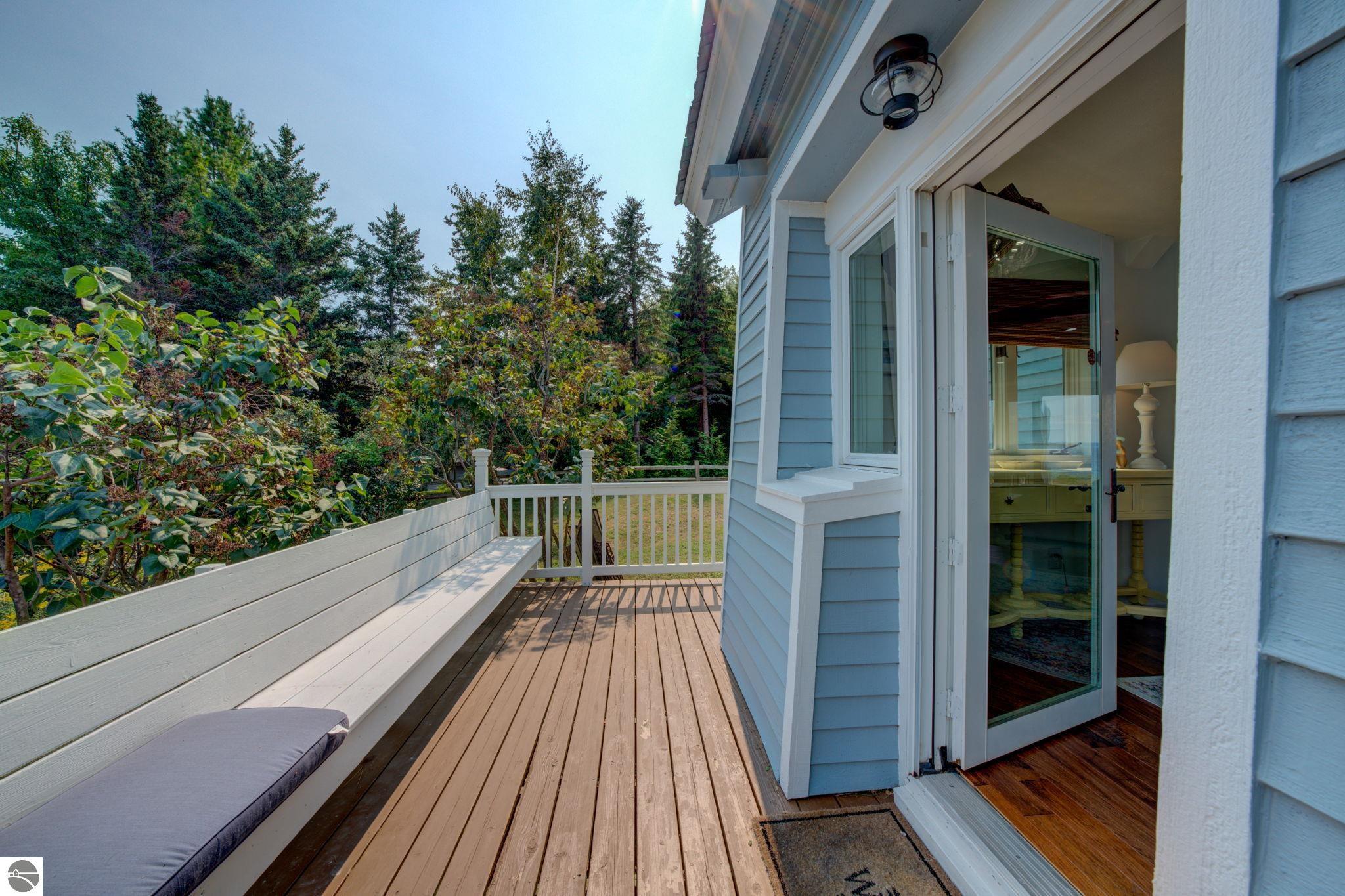 4781 Golfview Drive