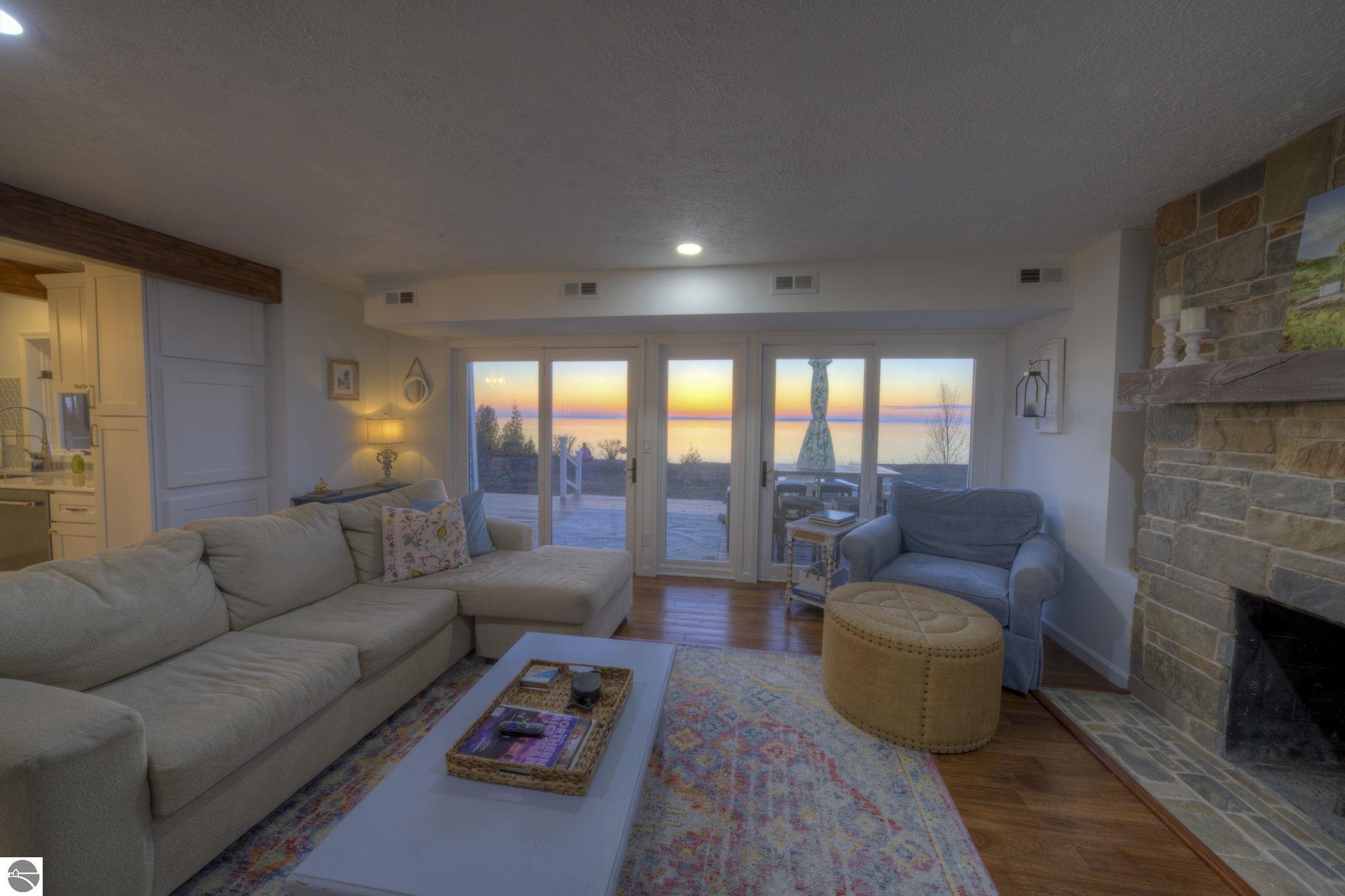 4781 Golfview Drive