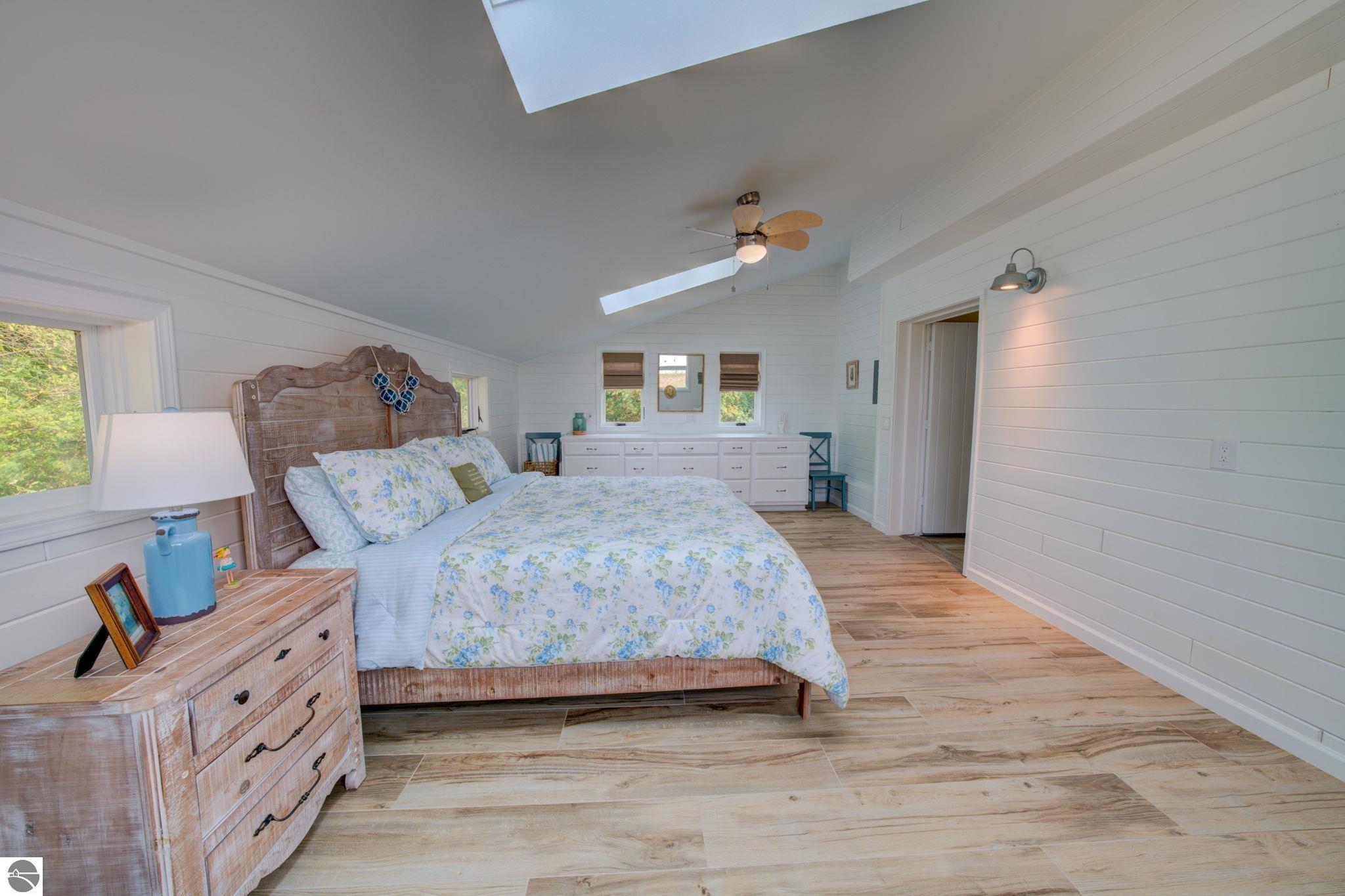 4781 Golfview Drive