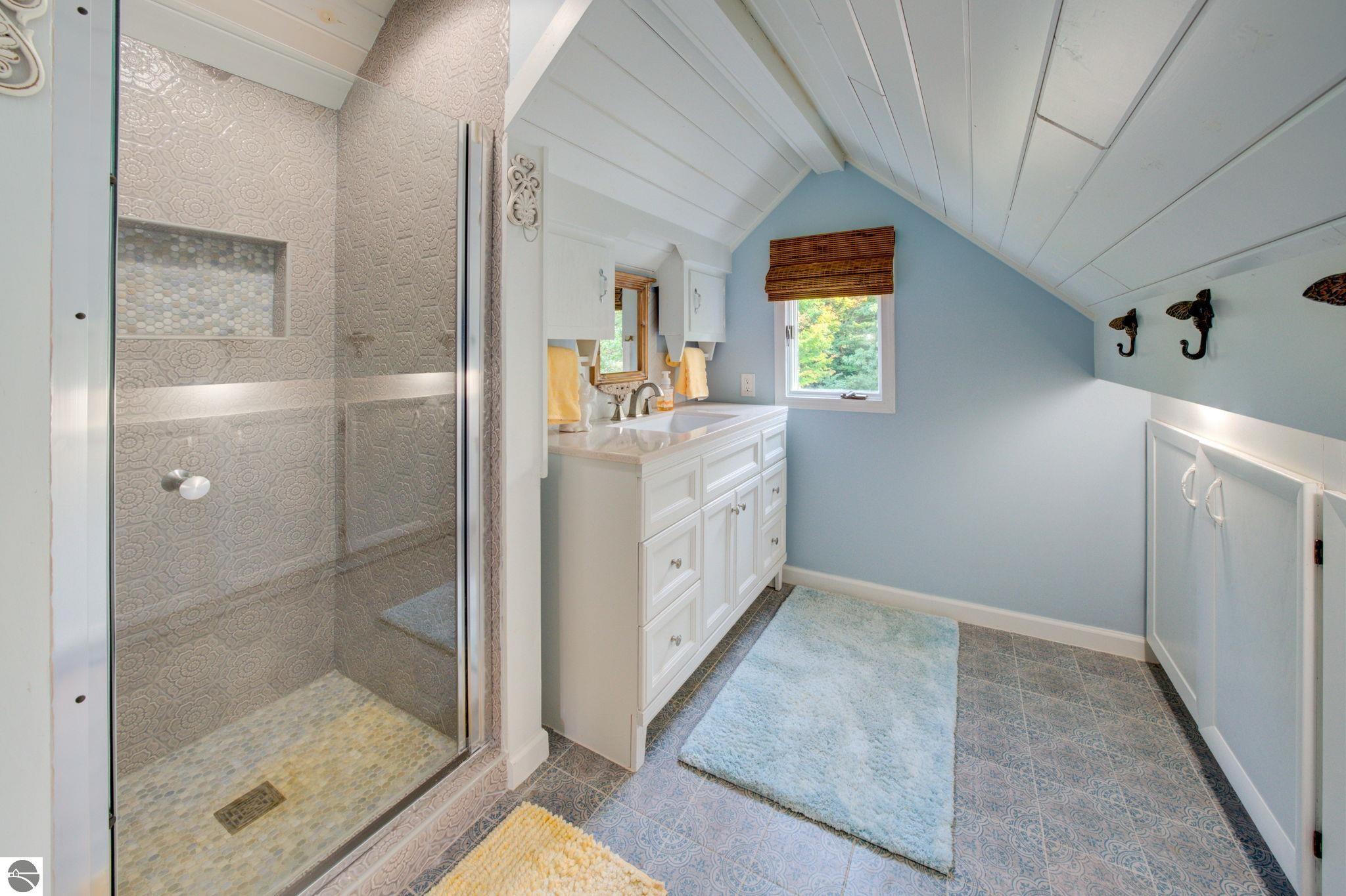 4781 Golfview Drive