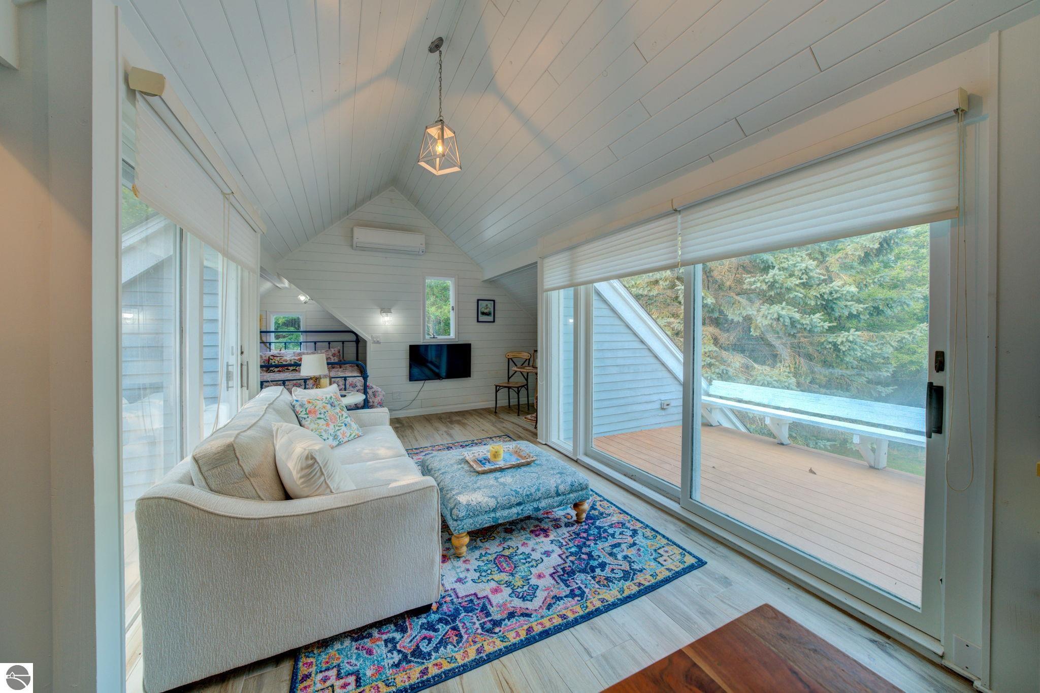 4781 Golfview Drive