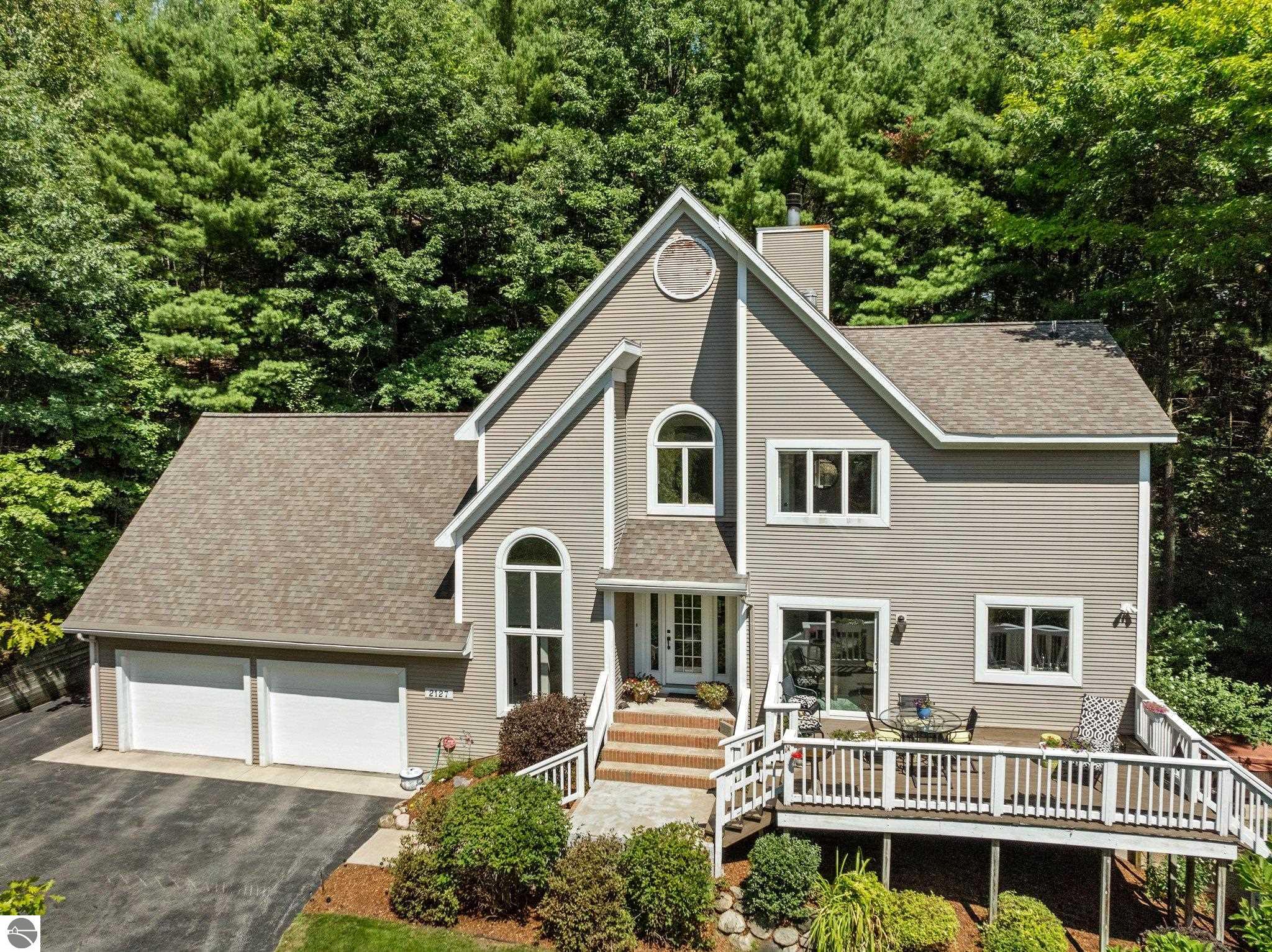 2127 E Timberlane Drive
