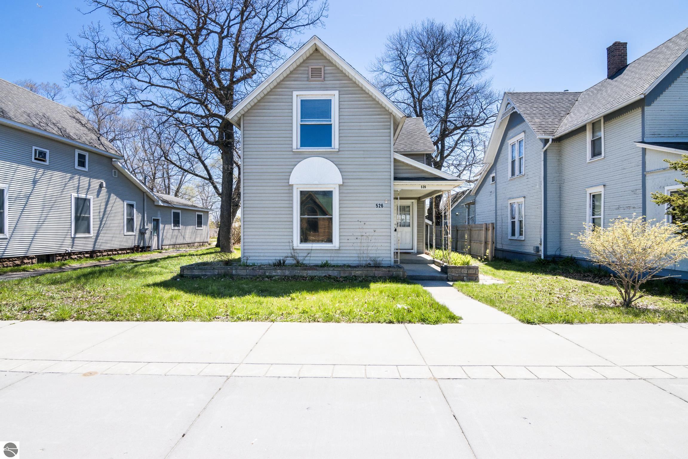 526 E Eighth Street