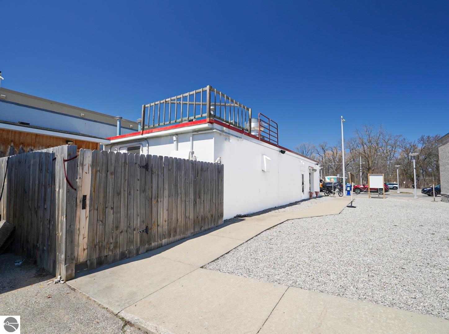 531 #4 W Front Street