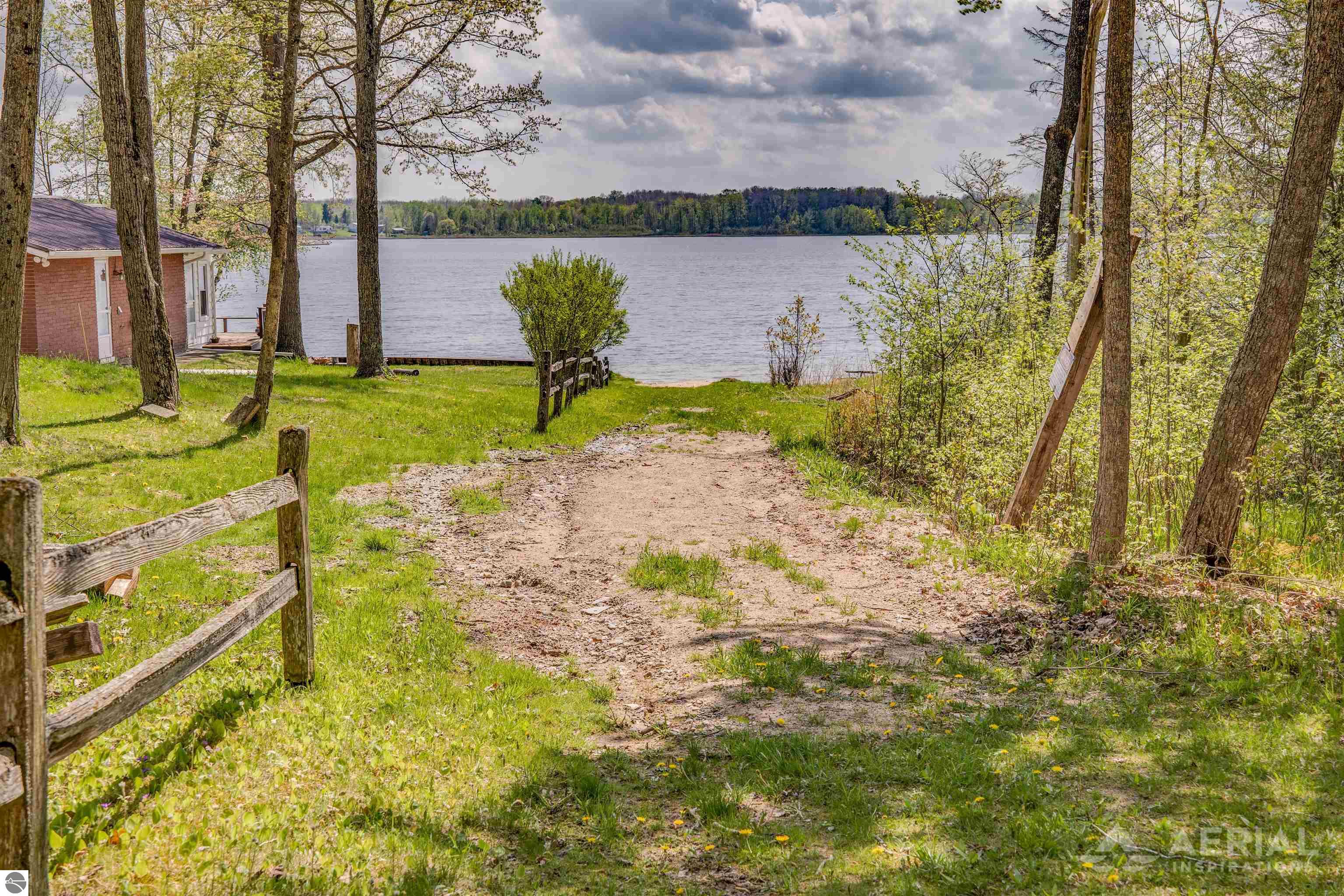 323 Everett Trail