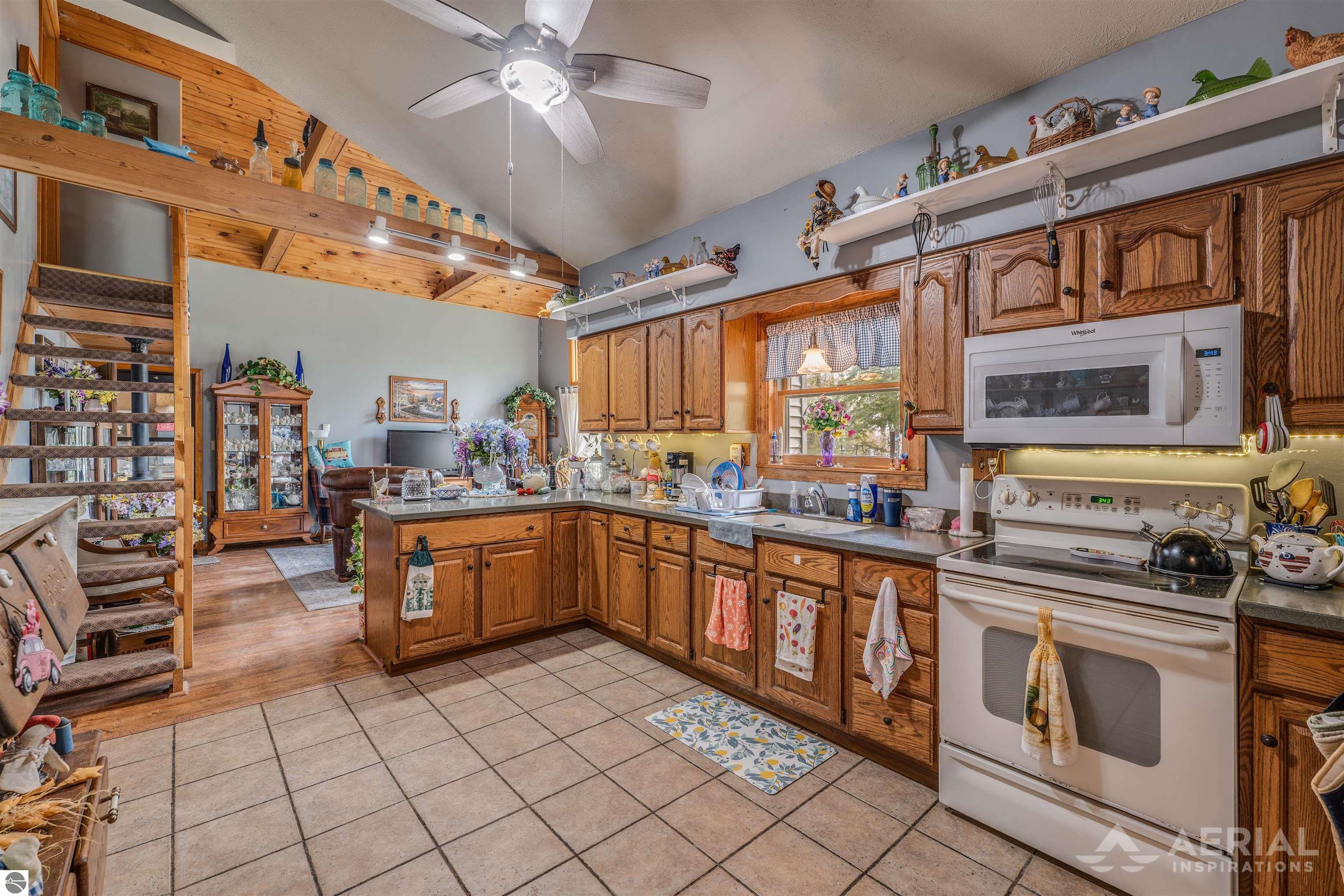 323 Everett Trail