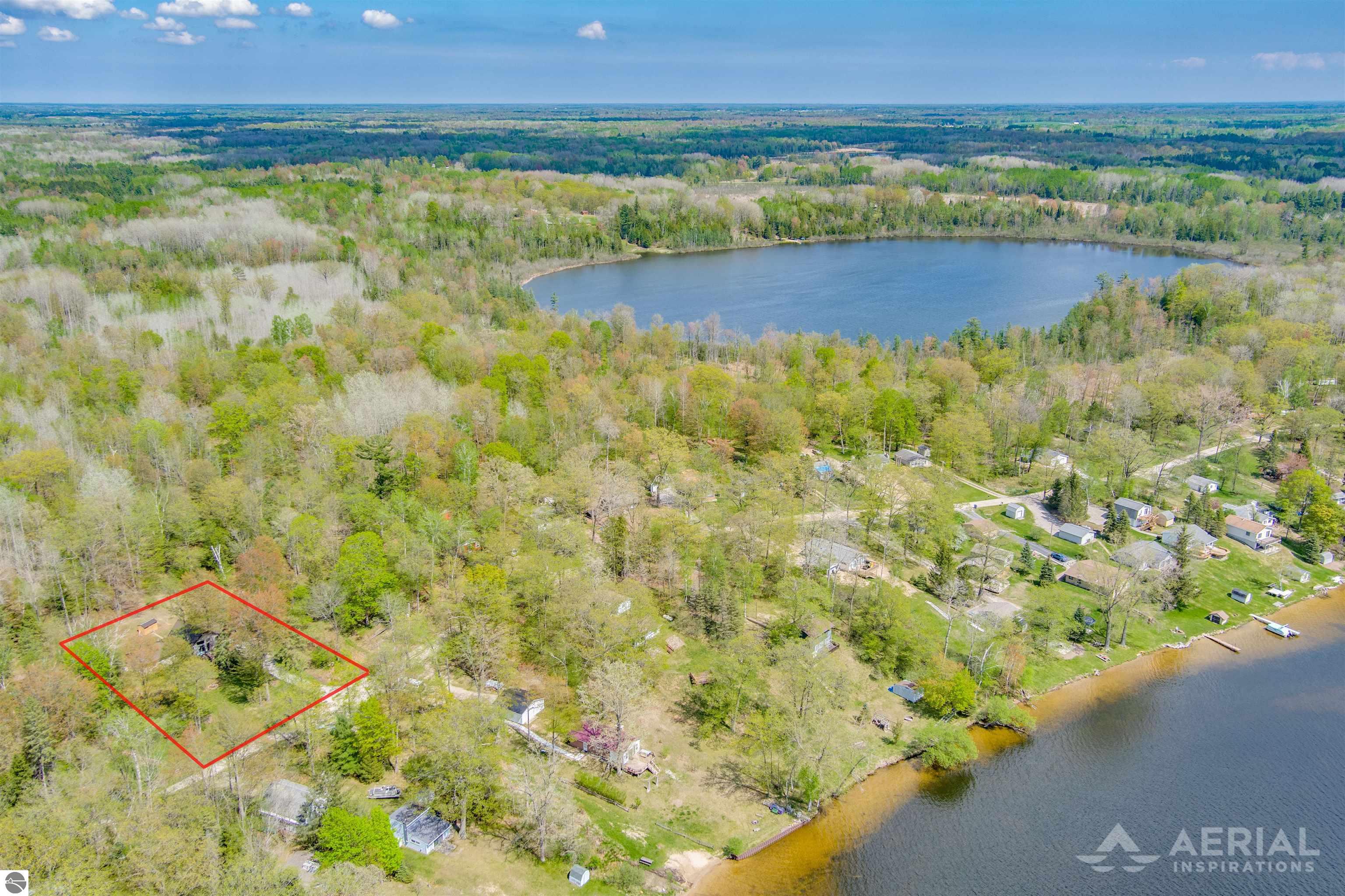 323 Everett Trail