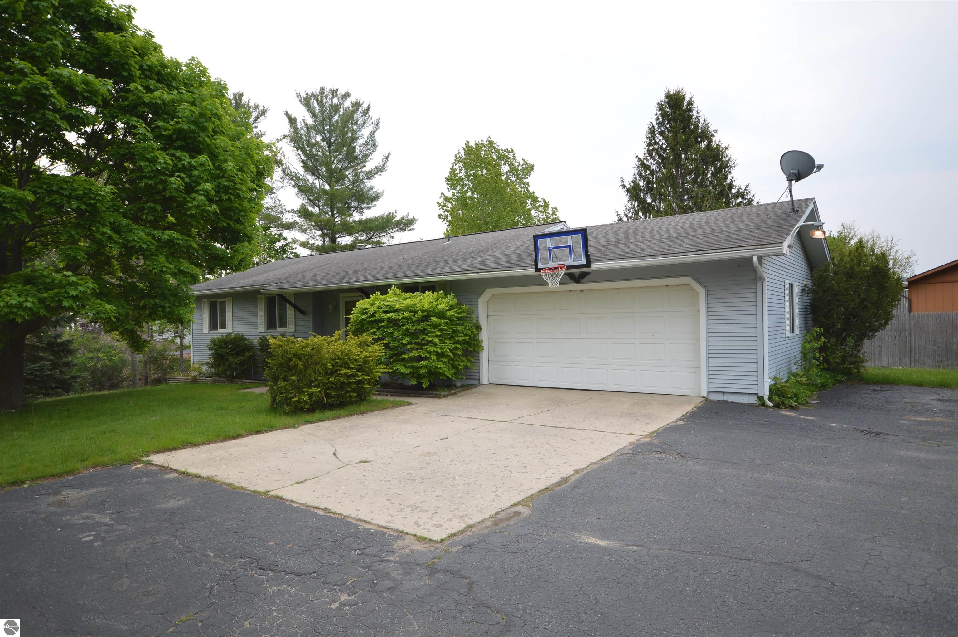 3642 Orchard View