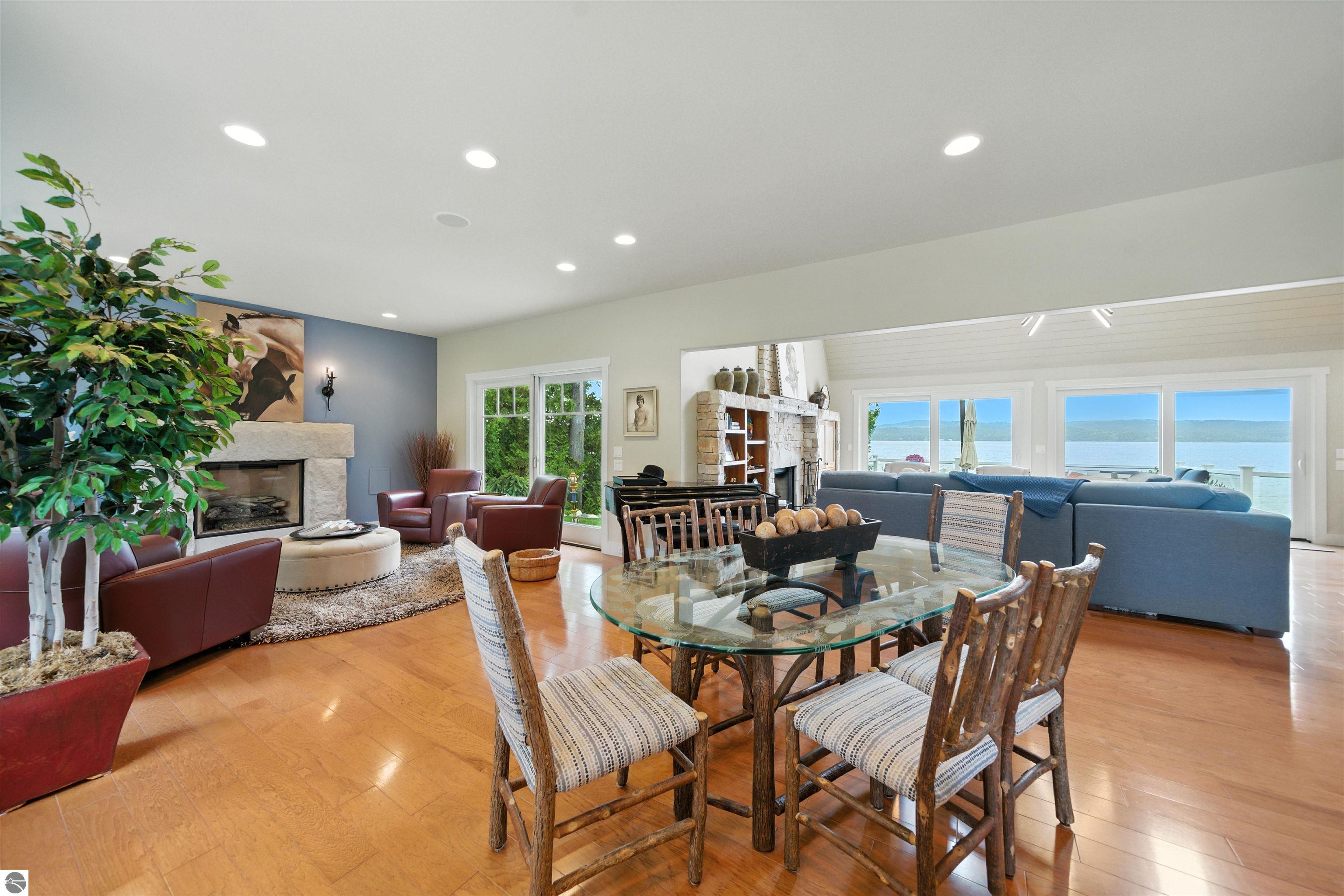 400 Stony Point Road