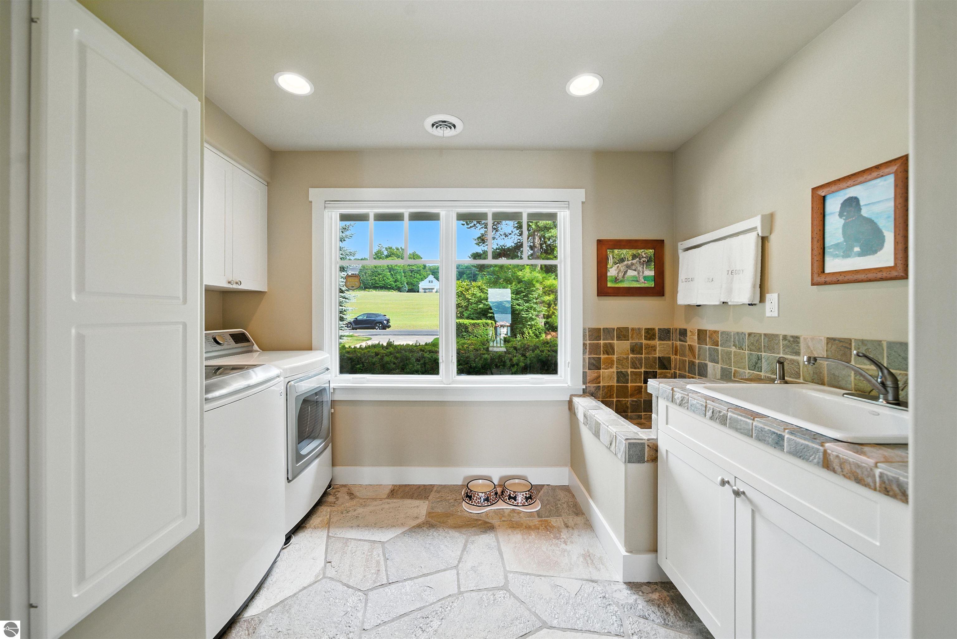 400 Stony Point Road
