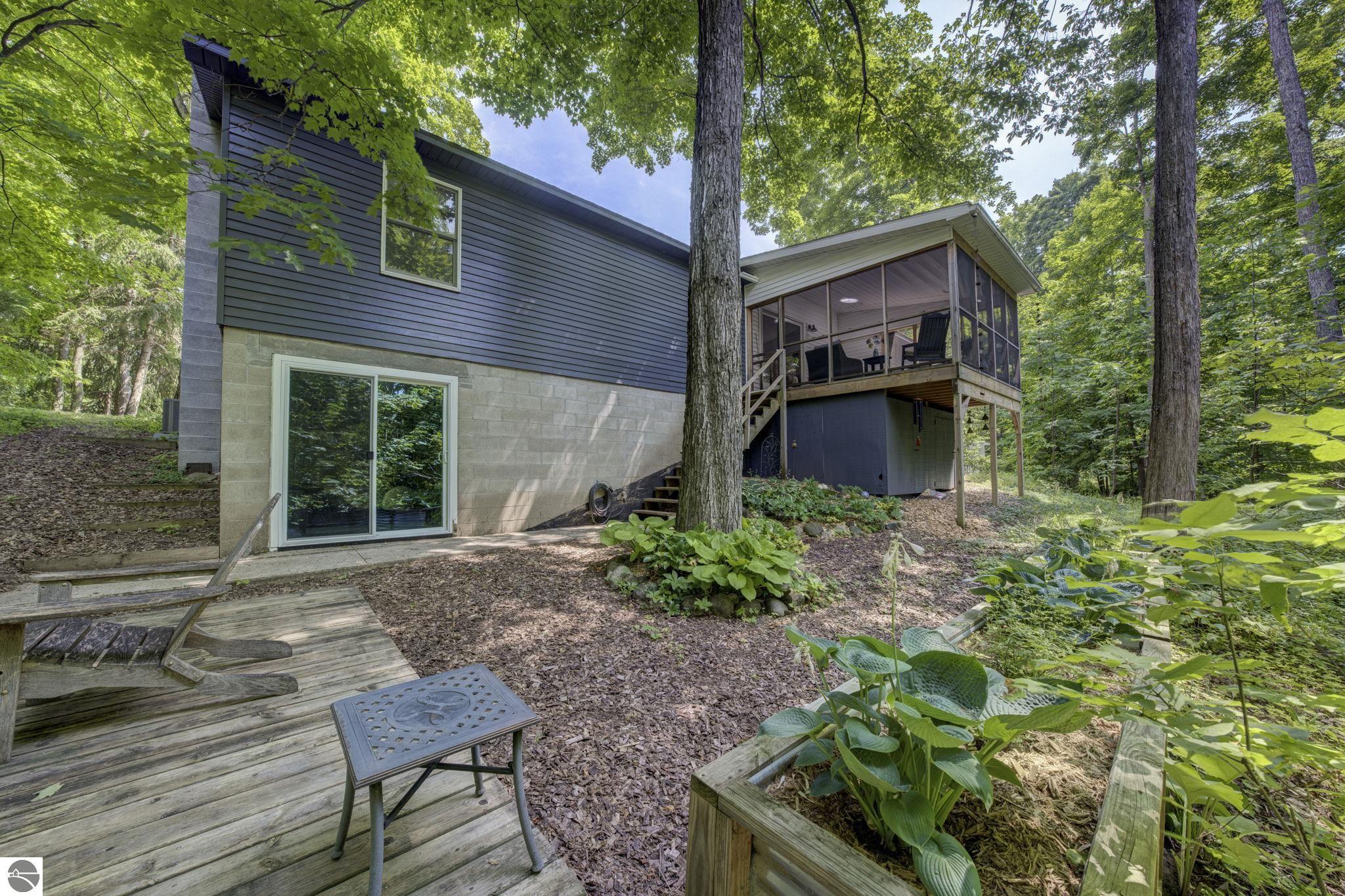 7865 Woodside Court