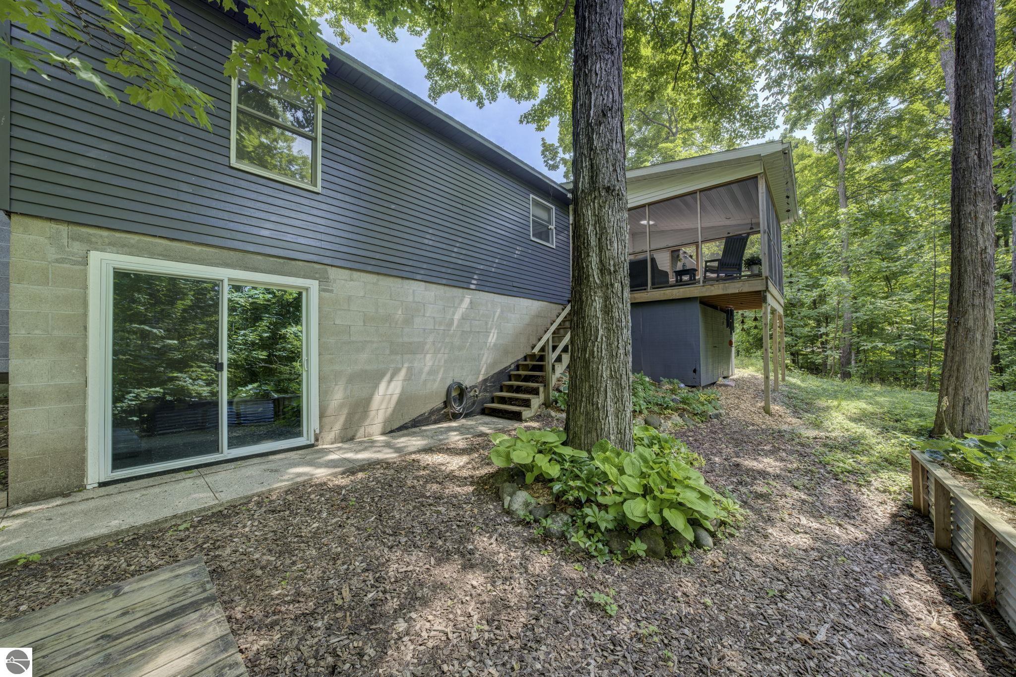 7865 Woodside Court