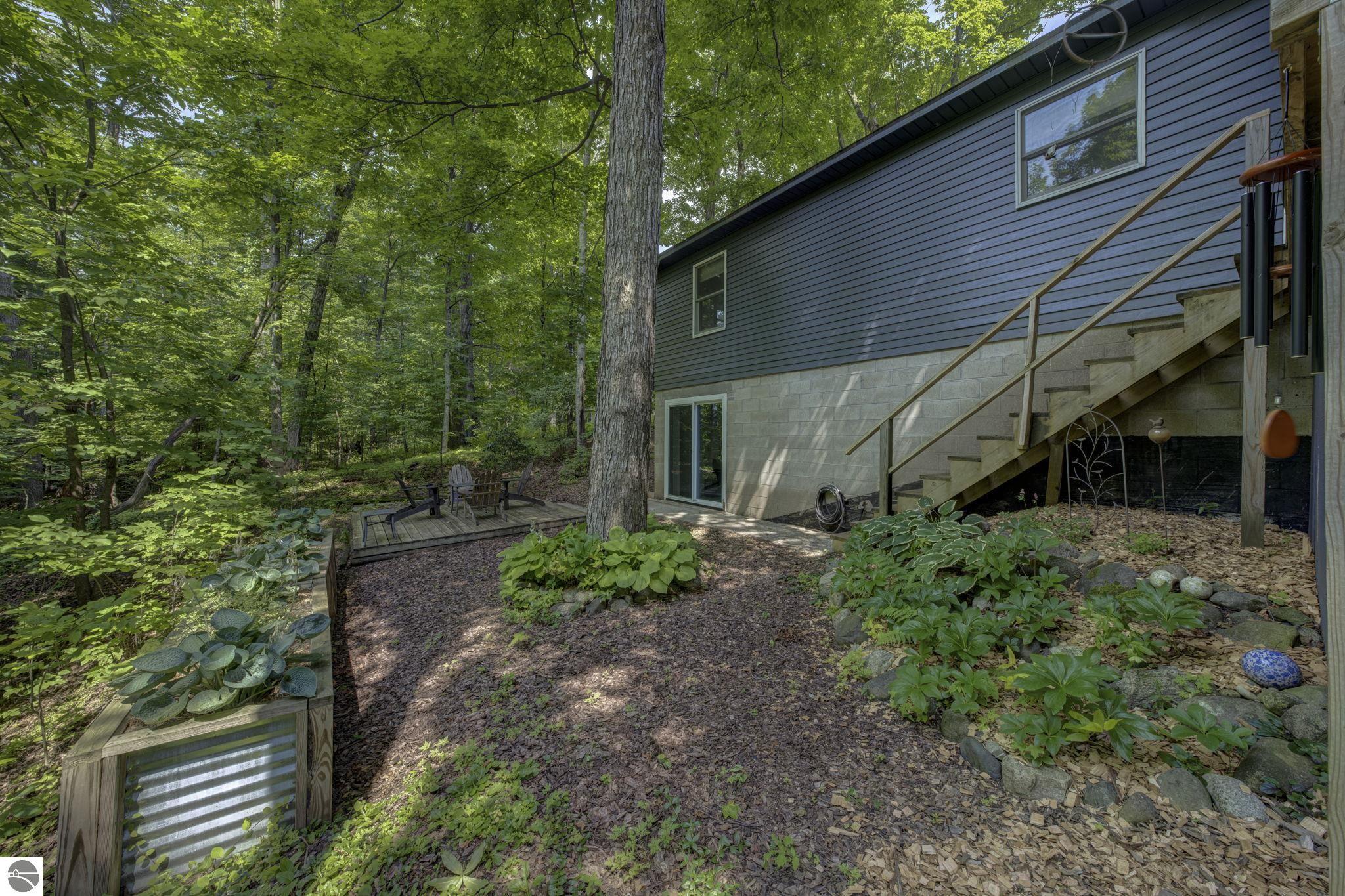 7865 Woodside Court