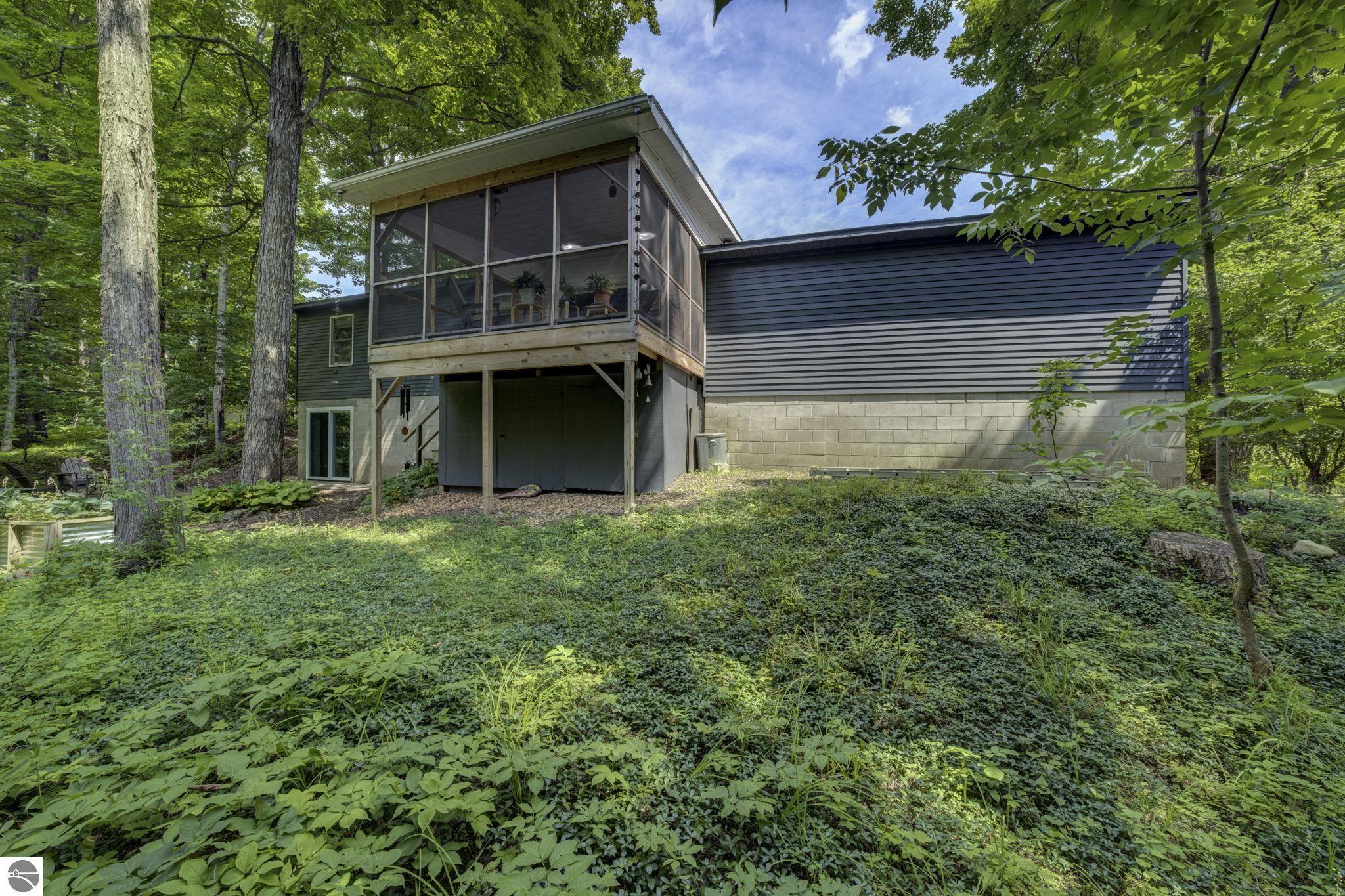 7865 Woodside Court