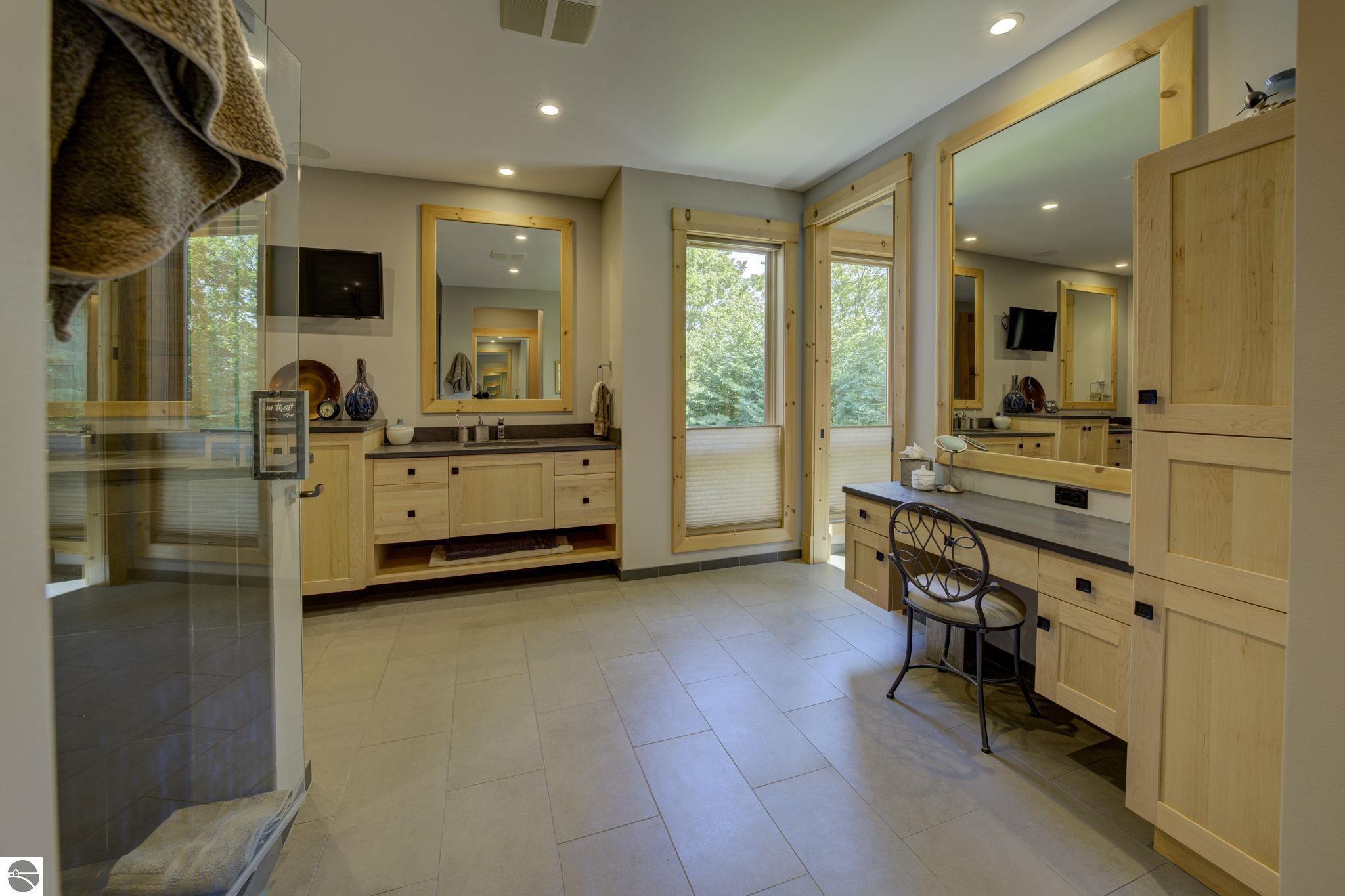 5566 Spyglass Ridge Drive
