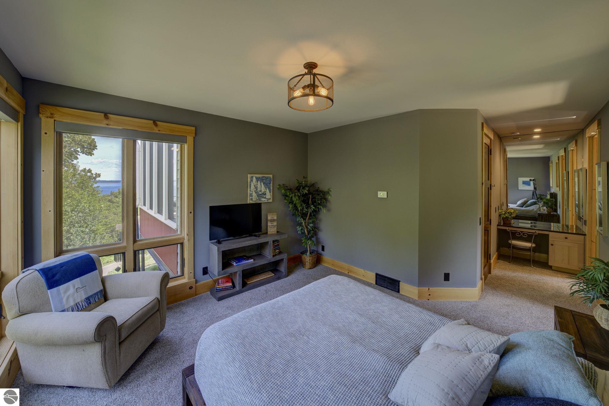 5566 Spyglass Ridge Drive