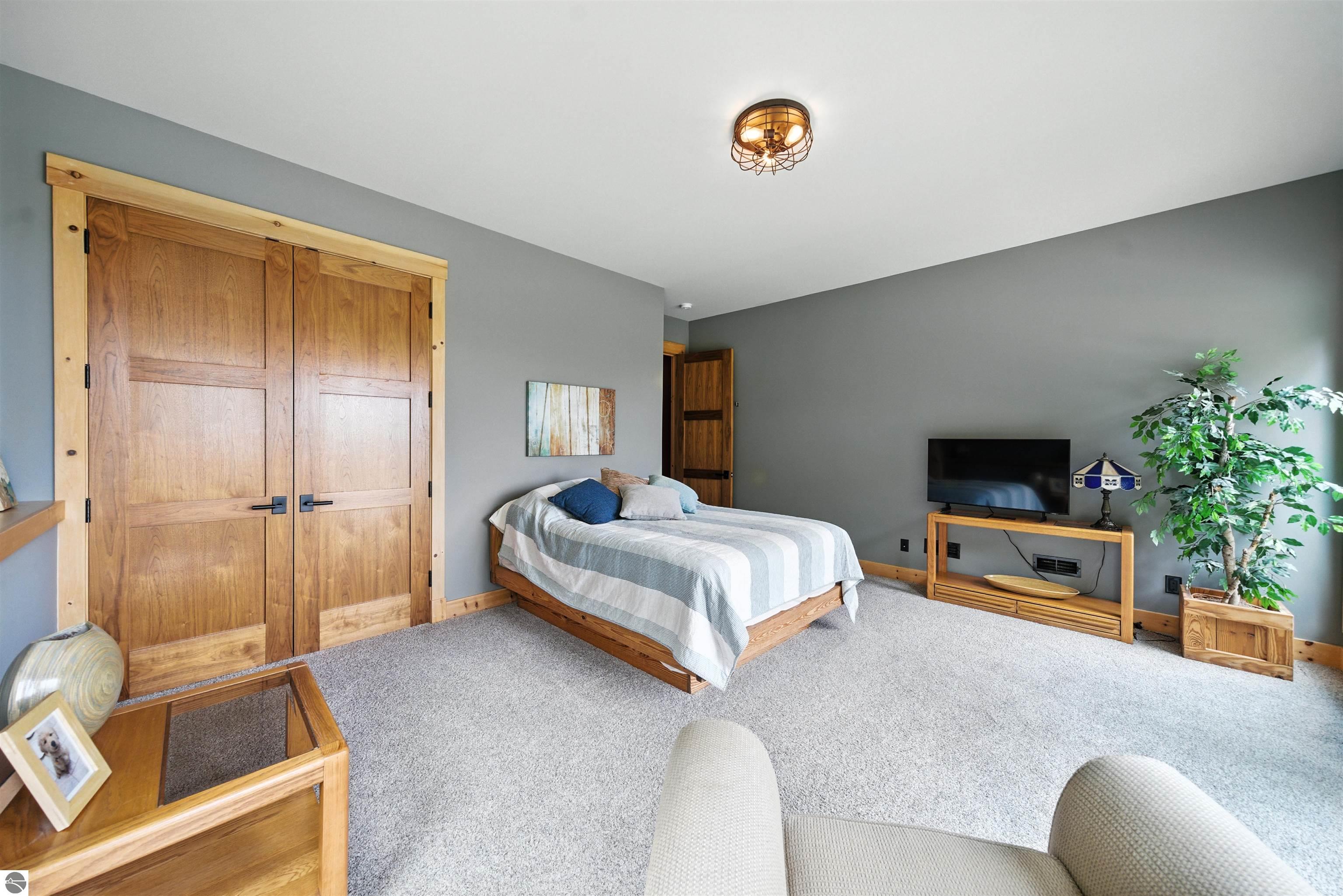5566 Spyglass Ridge Drive