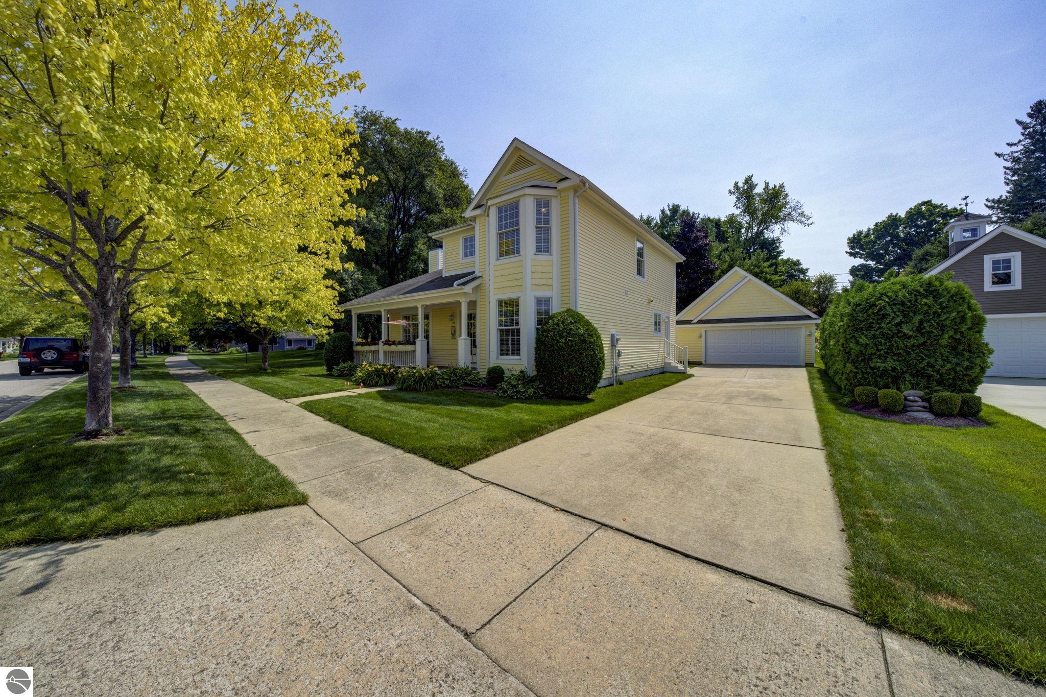 723 Lake Park Drive