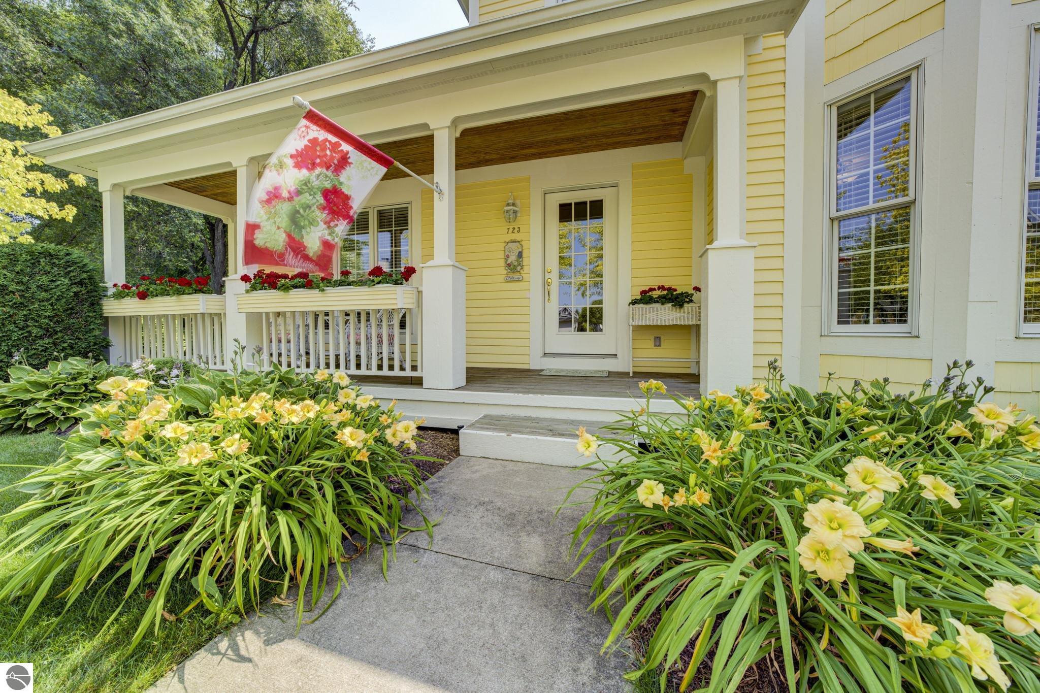 723 Lake Park Drive