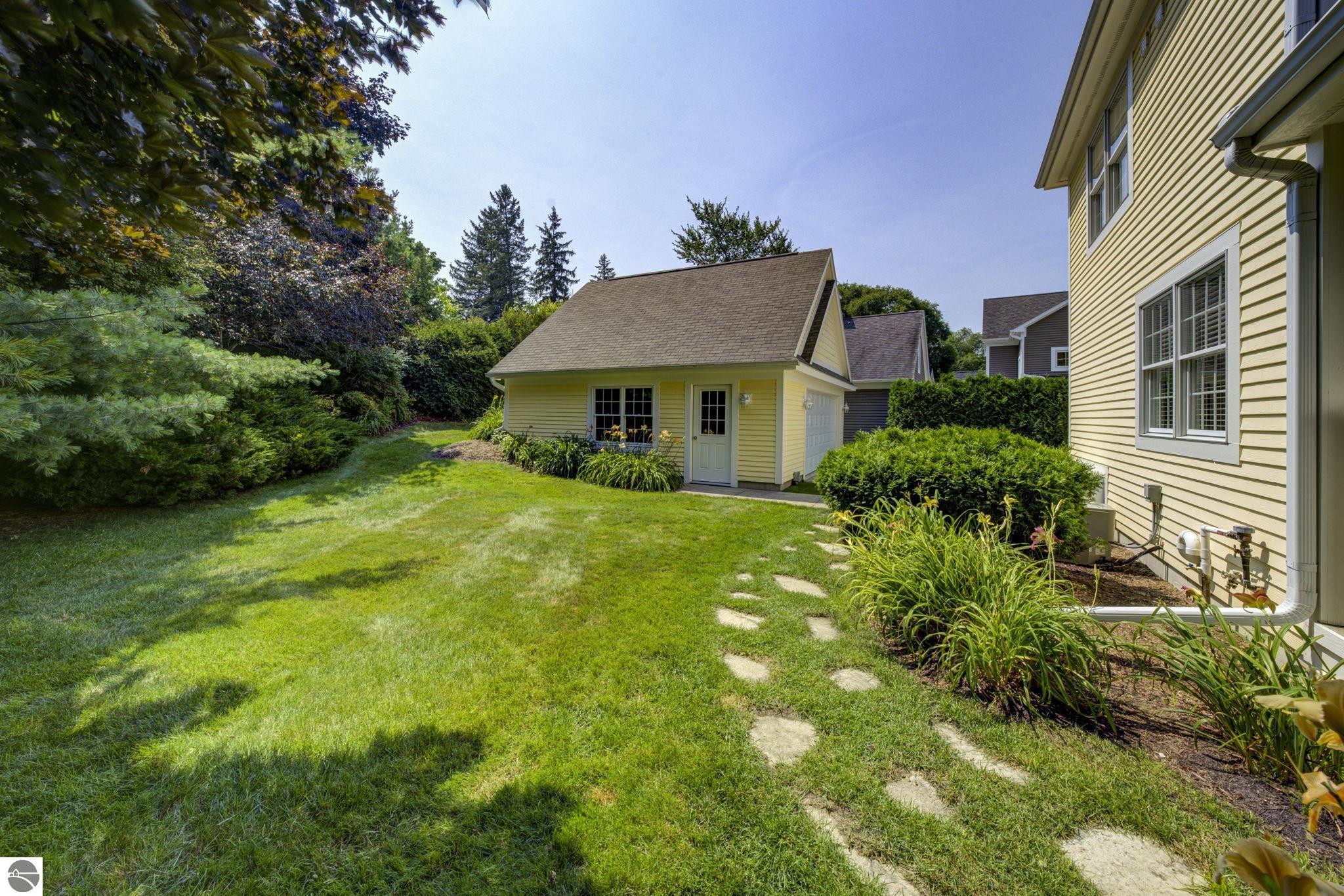 723 Lake Park Drive
