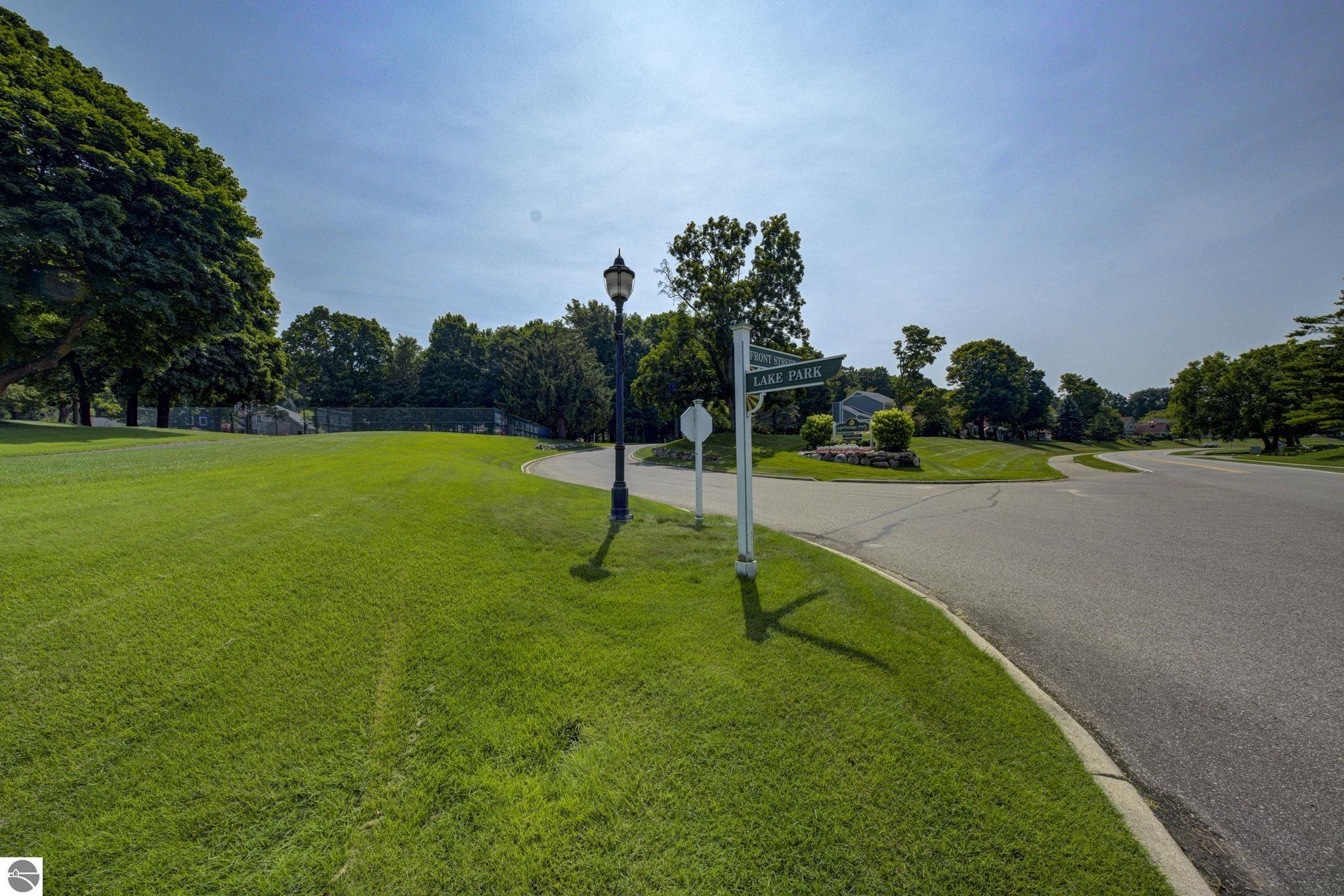 723 Lake Park Drive