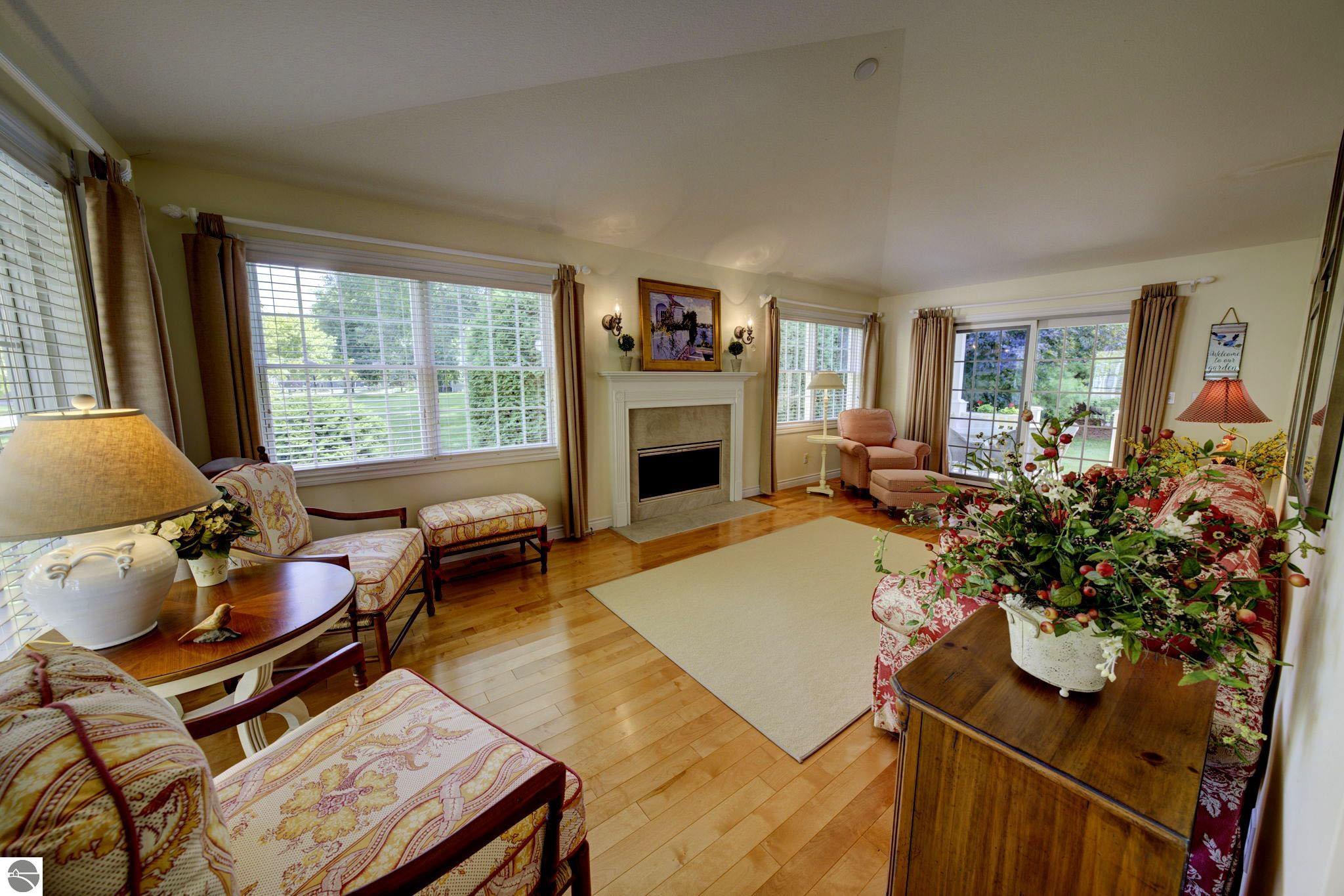723 Lake Park Drive