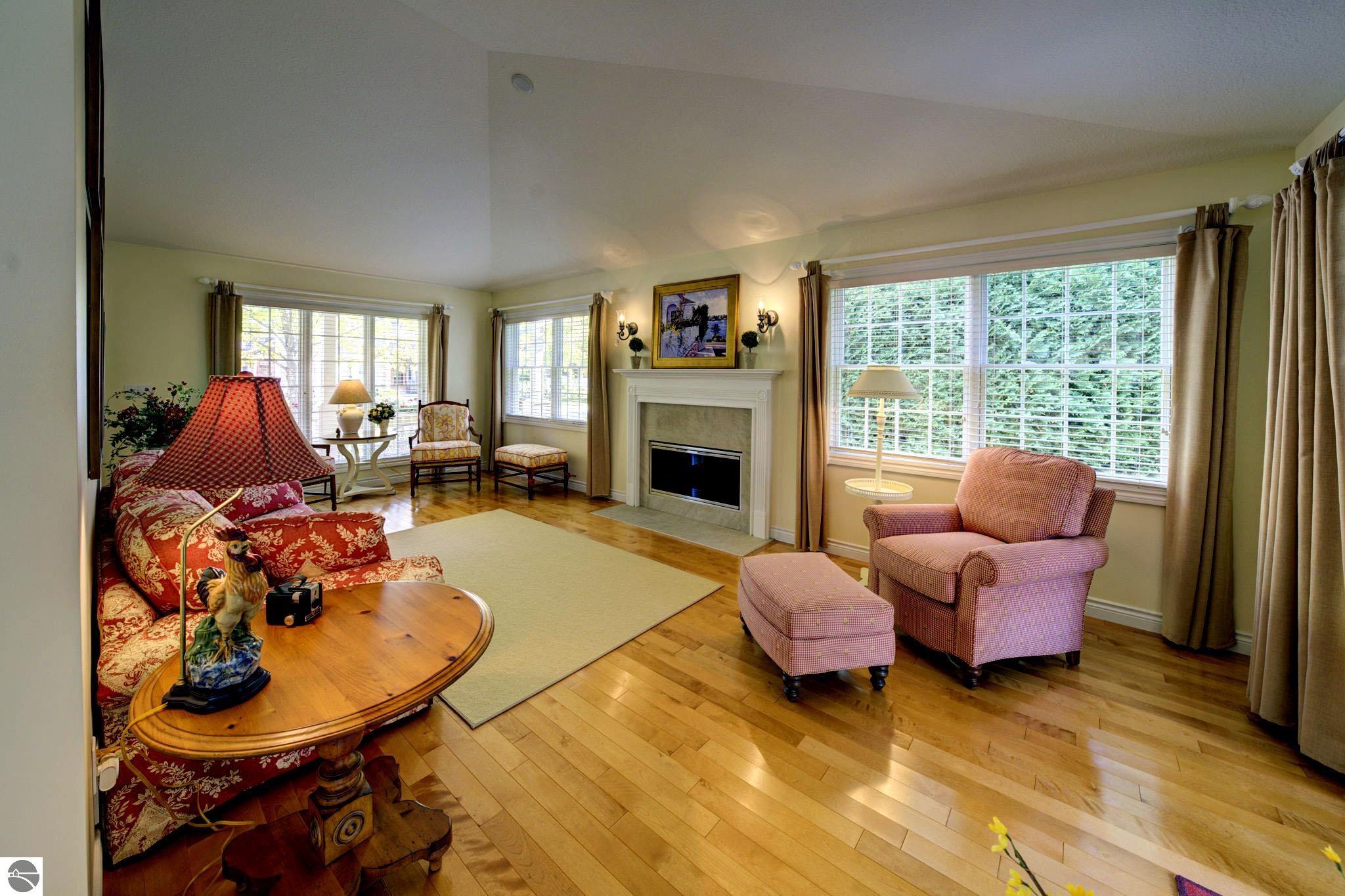 723 Lake Park Drive