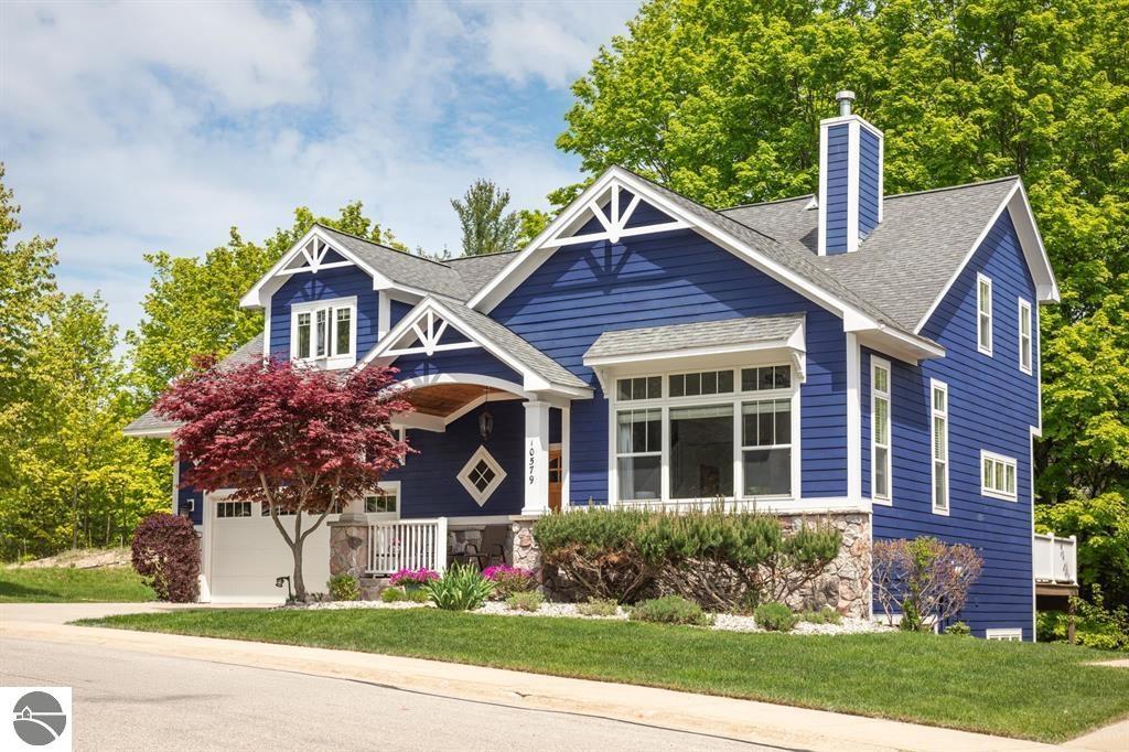 10579 Camrose Circle