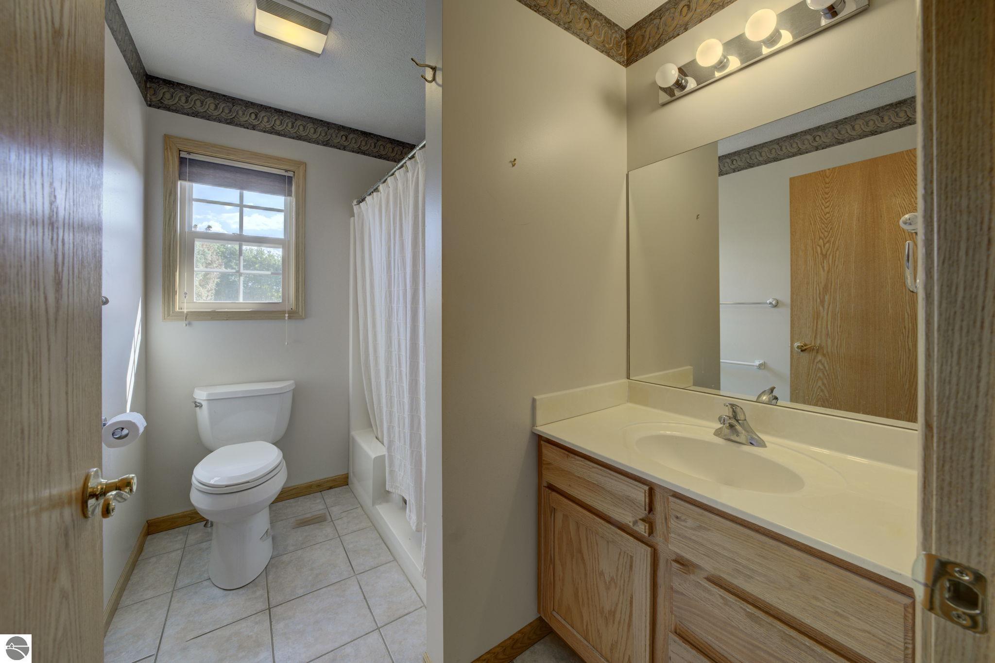 11124 Meadow View Drive