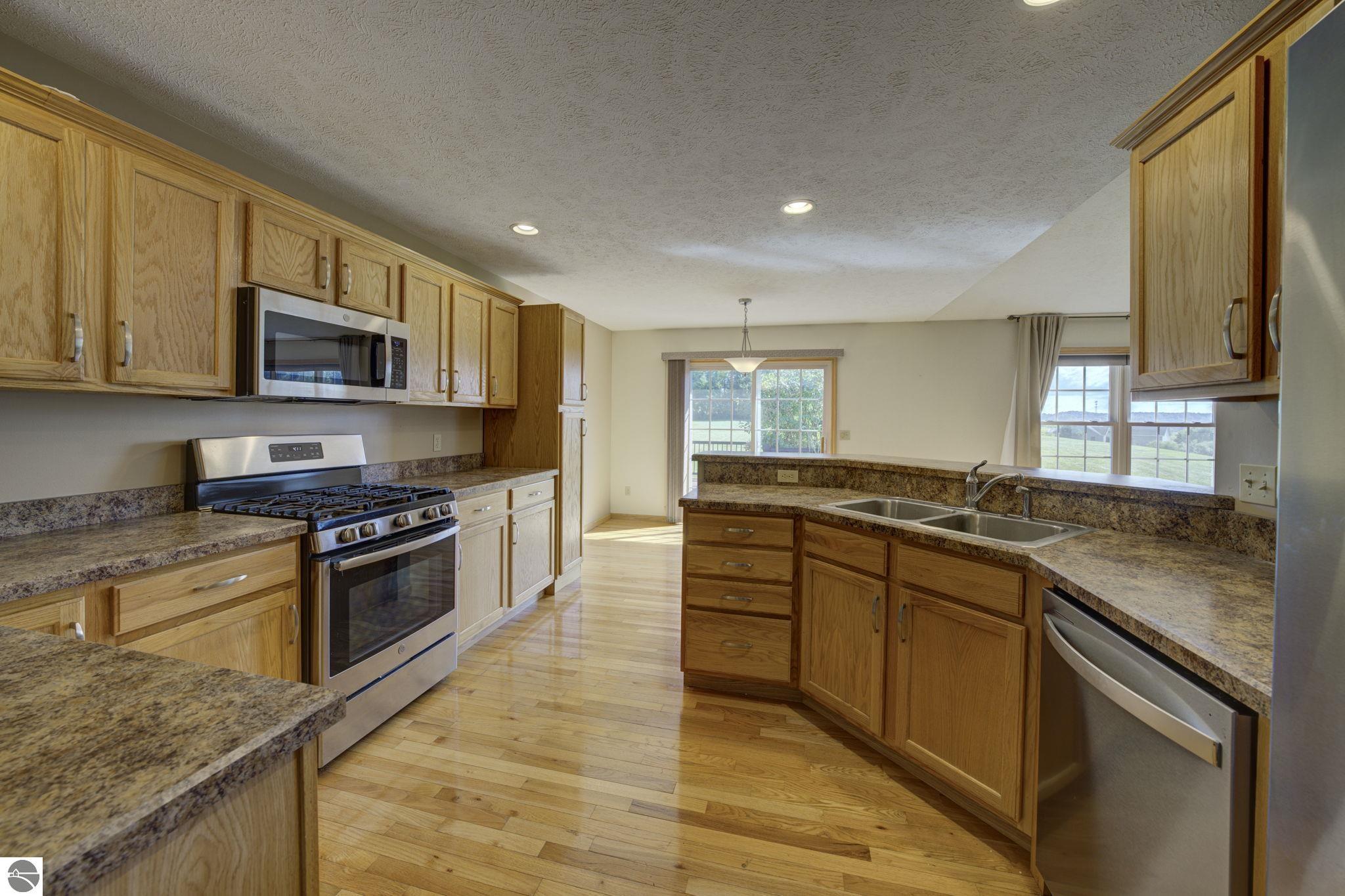 11124 Meadow View Drive