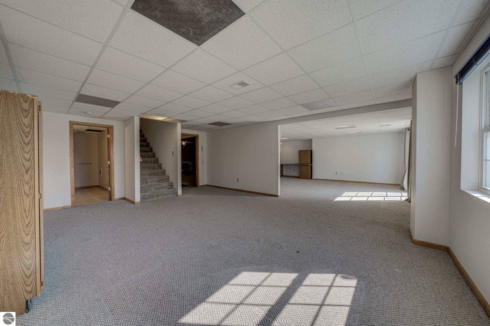 11124 Meadow View Drive