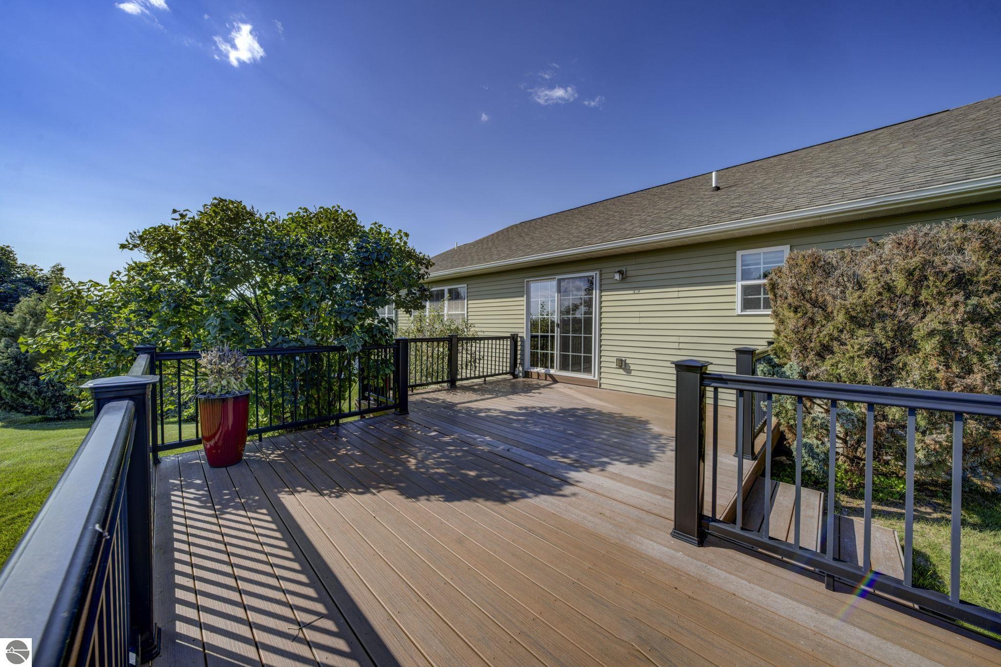11124 Meadow View Drive