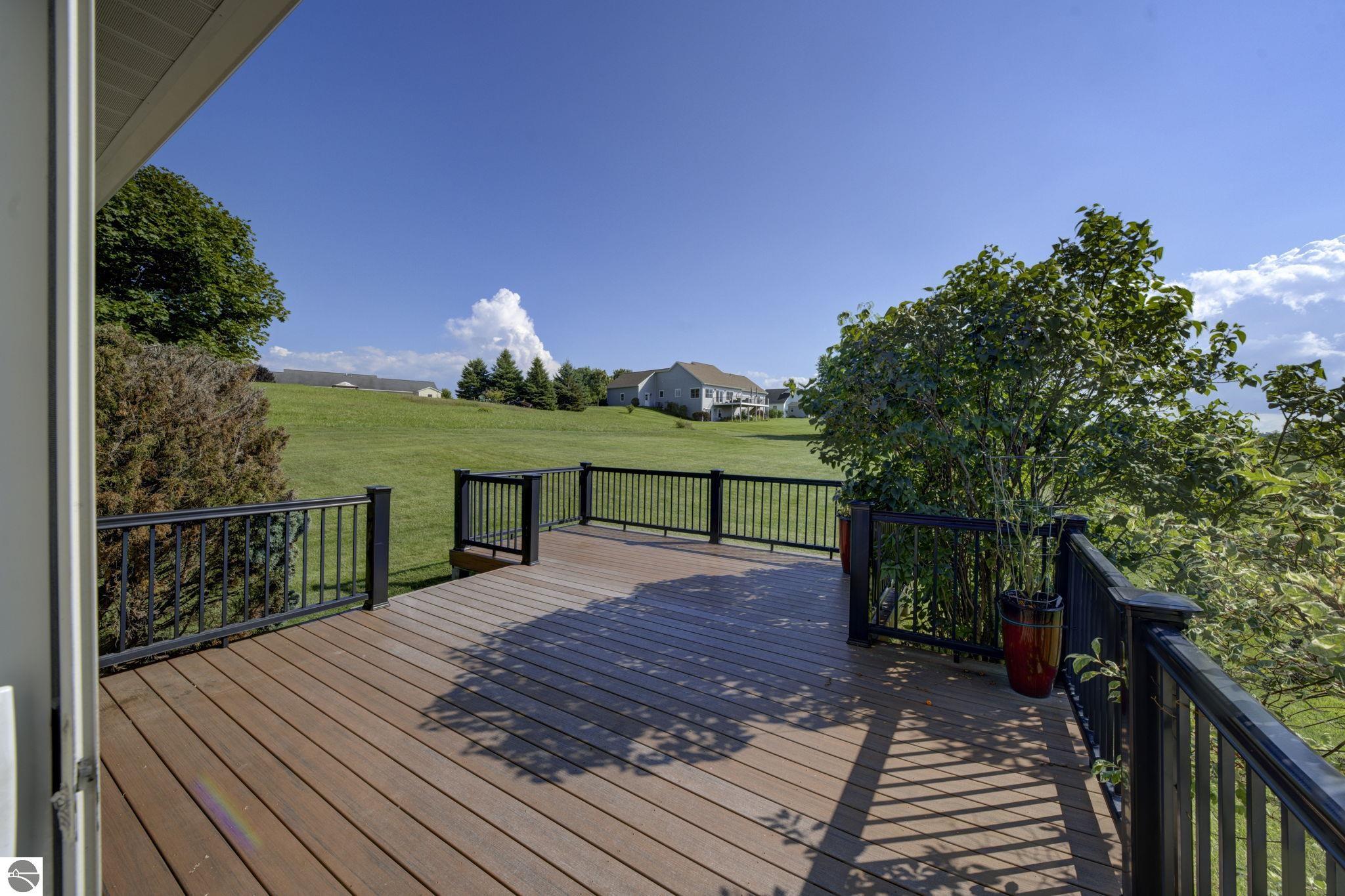 11124 Meadow View Drive