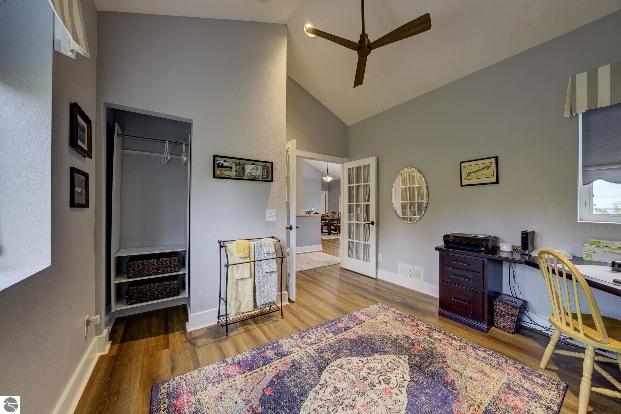1872 Blue Water Court