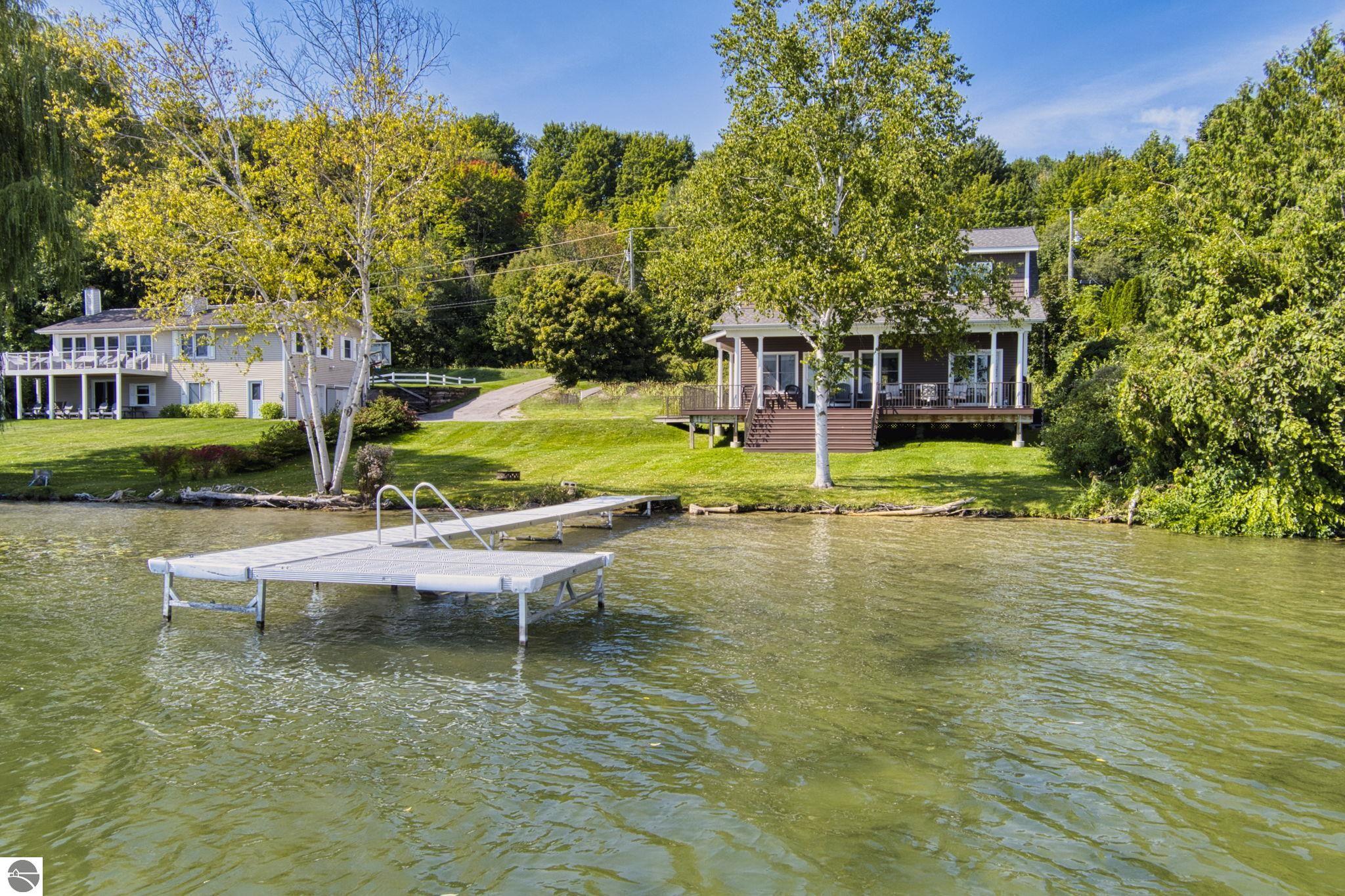 2181 Lake Shore Drive