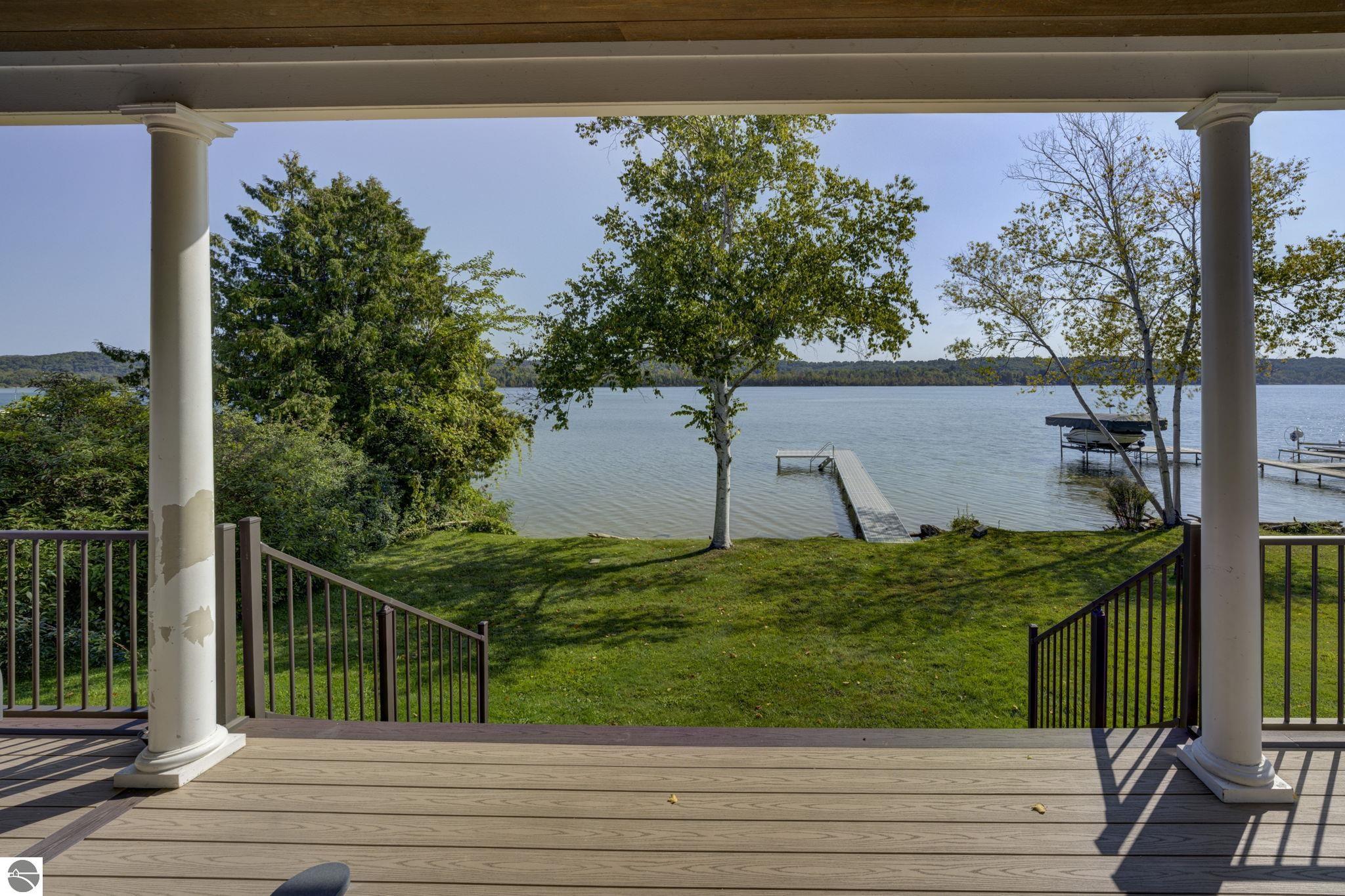 2181 Lake Shore Drive