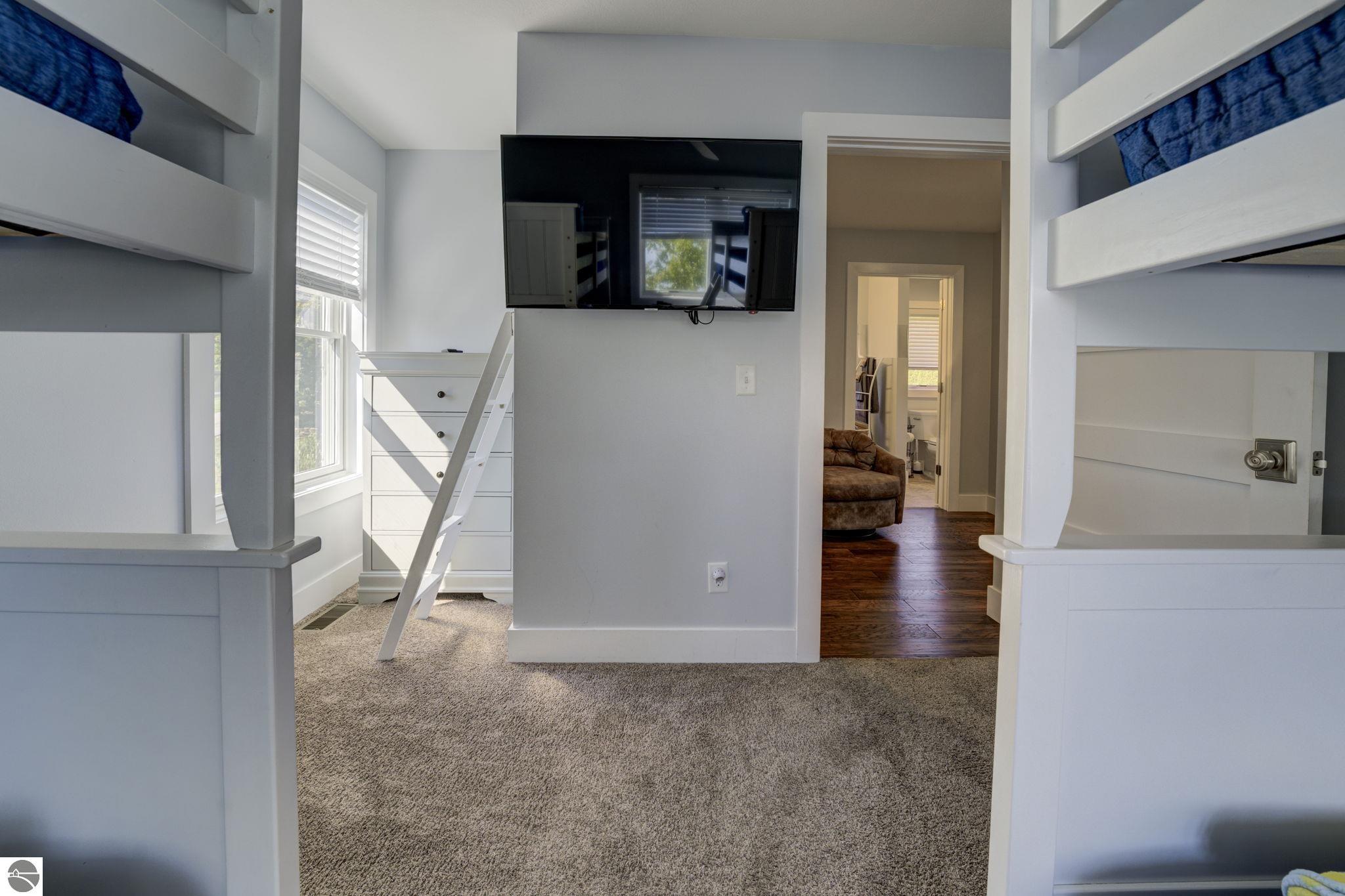 2181 Lake Shore Drive