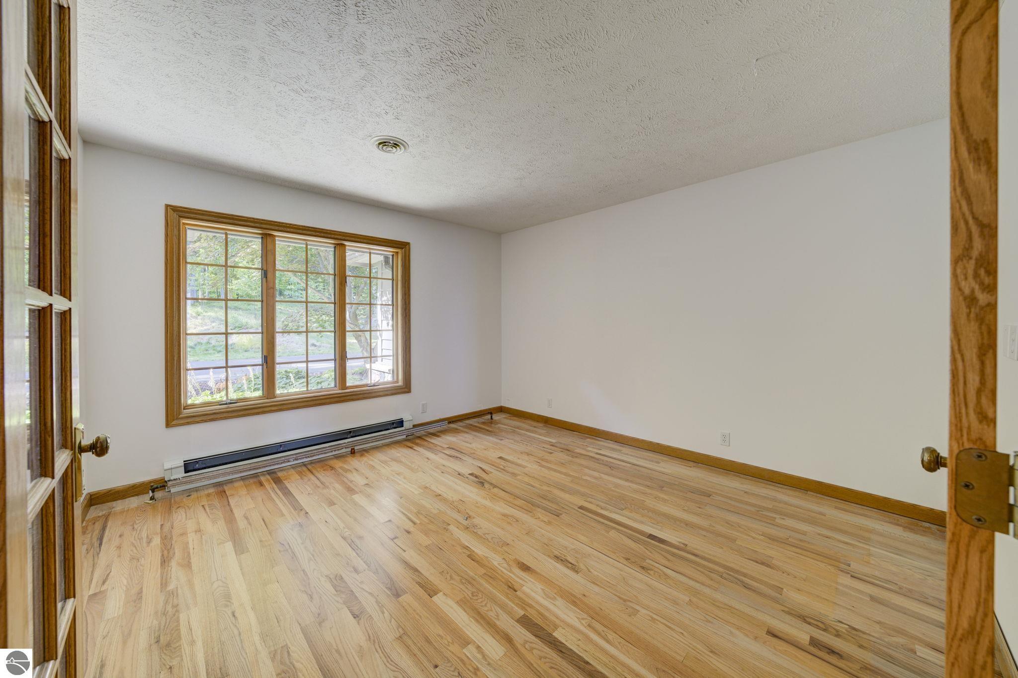 931 Ridgeview Trail