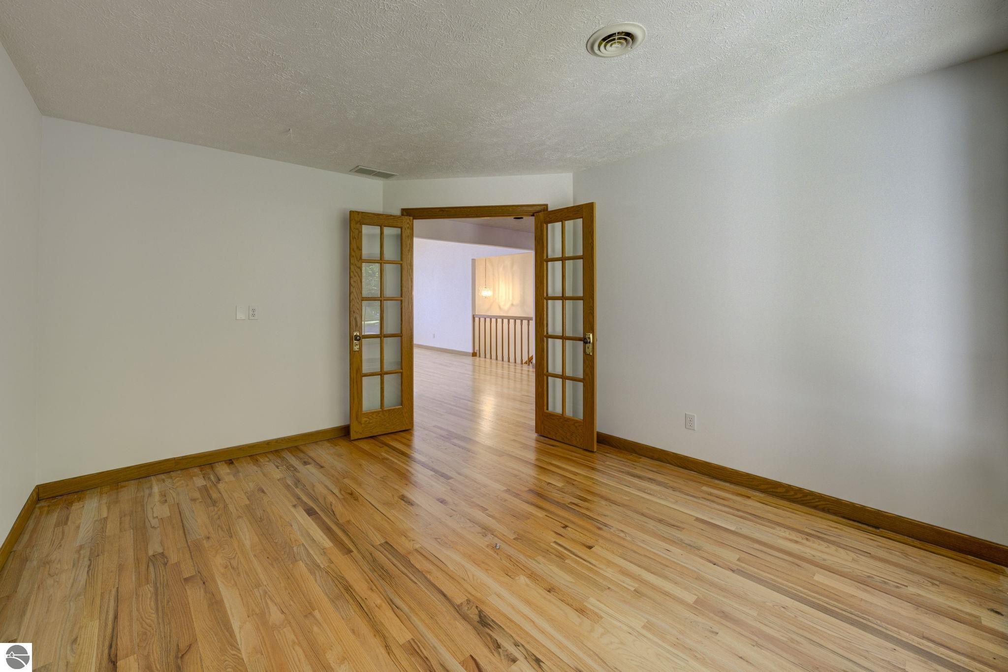 931 Ridgeview Trail