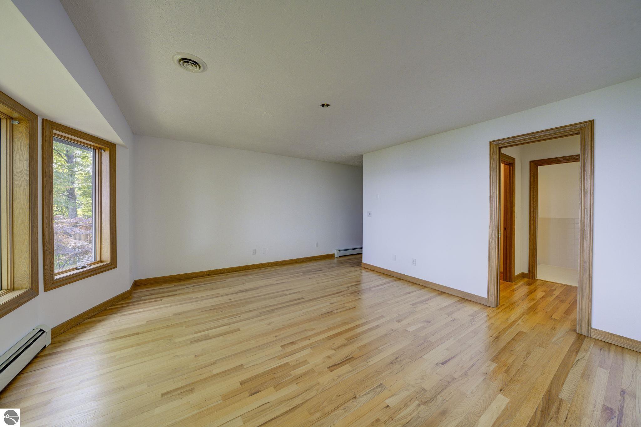 931 Ridgeview Trail