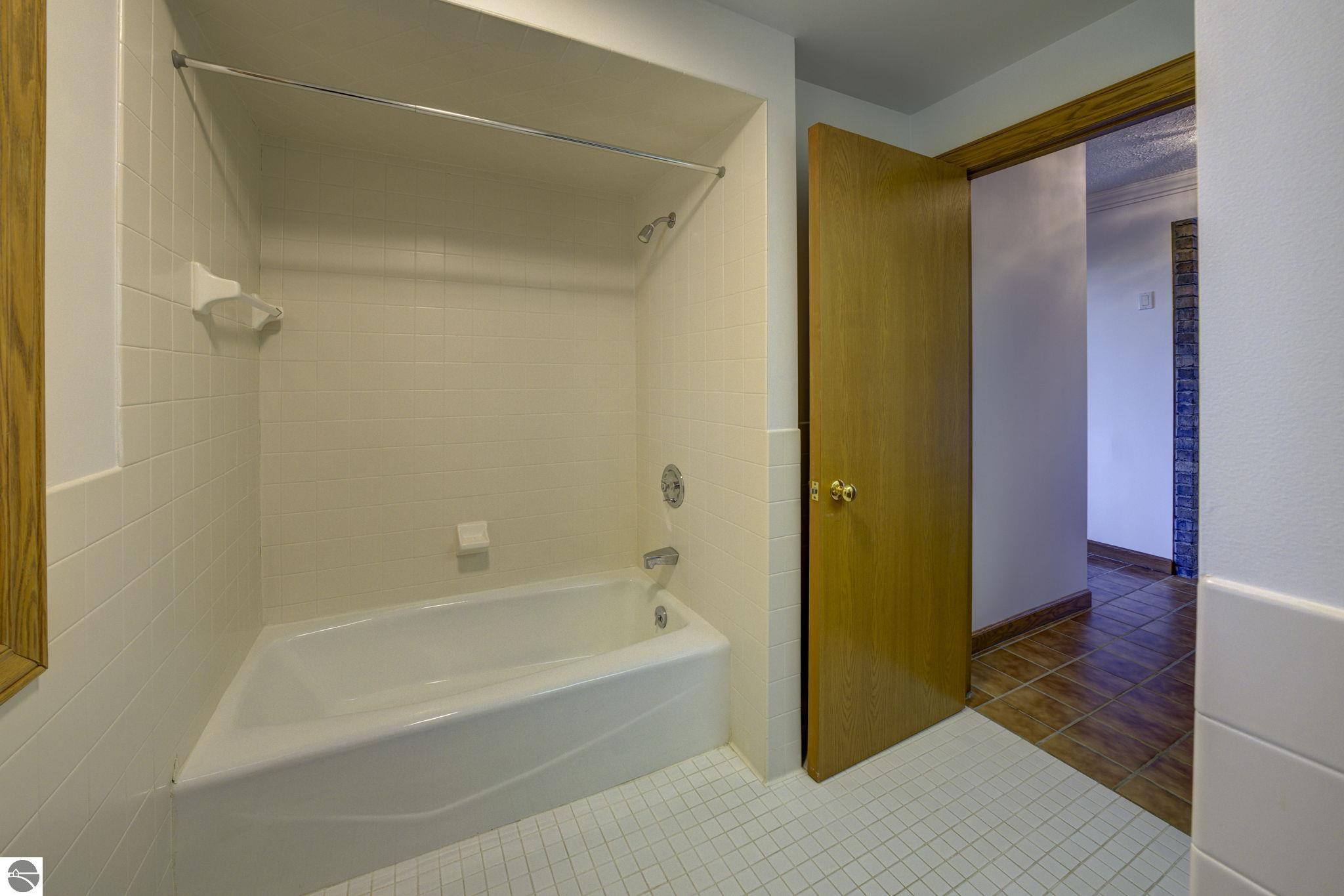 931 Ridgeview Trail