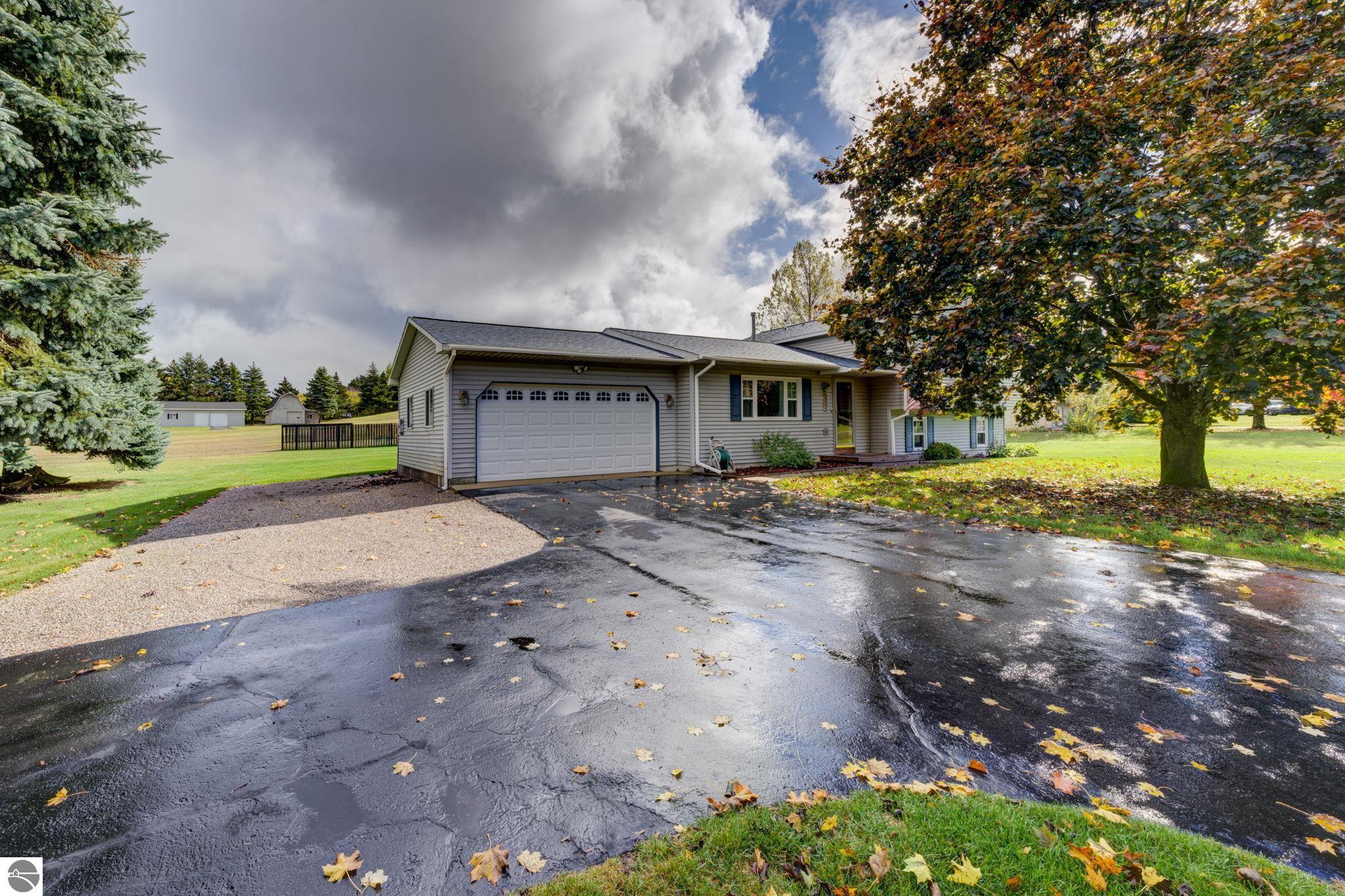 12199 Lincoln Hollow