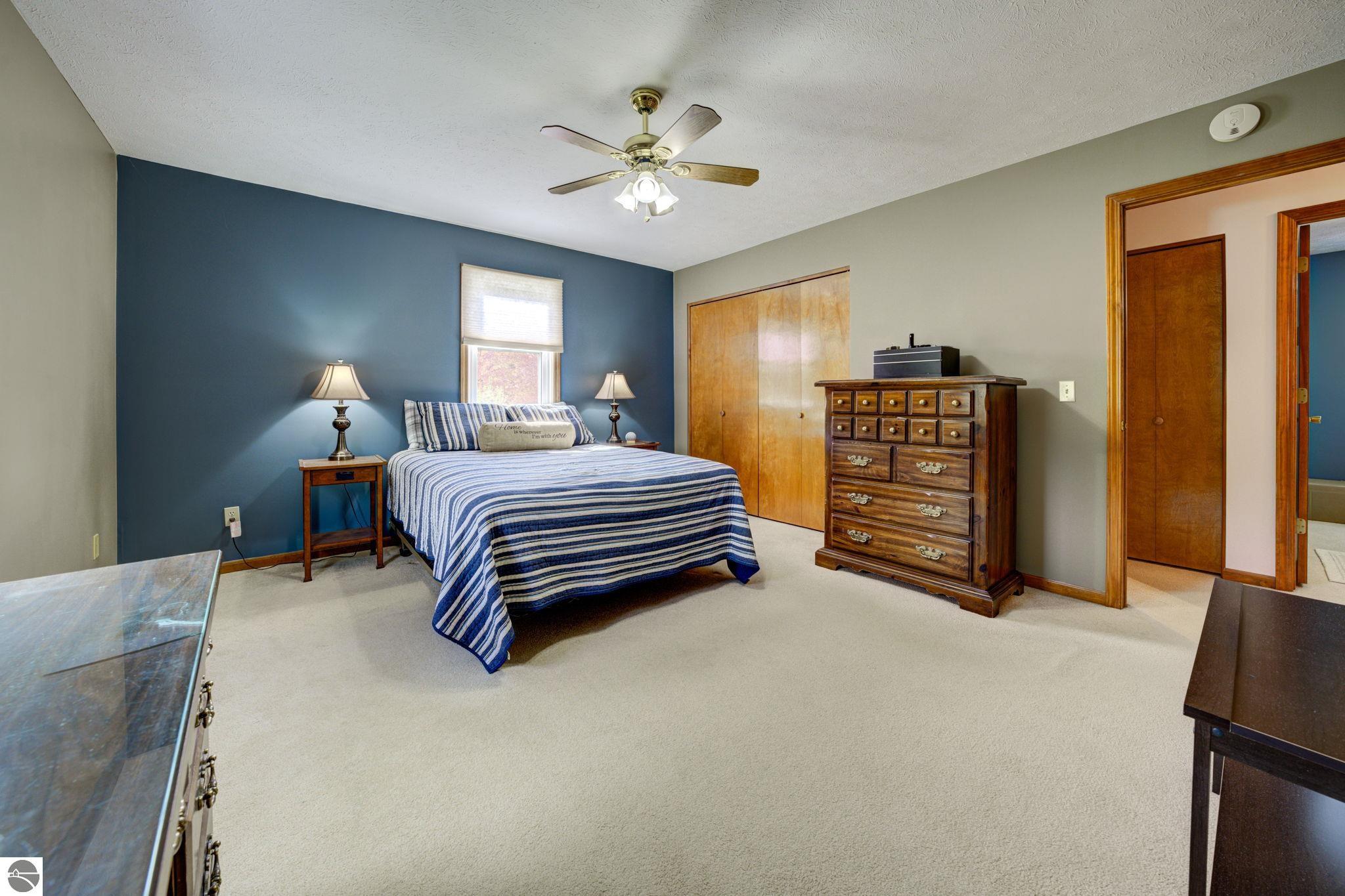 12199 Lincoln Hollow