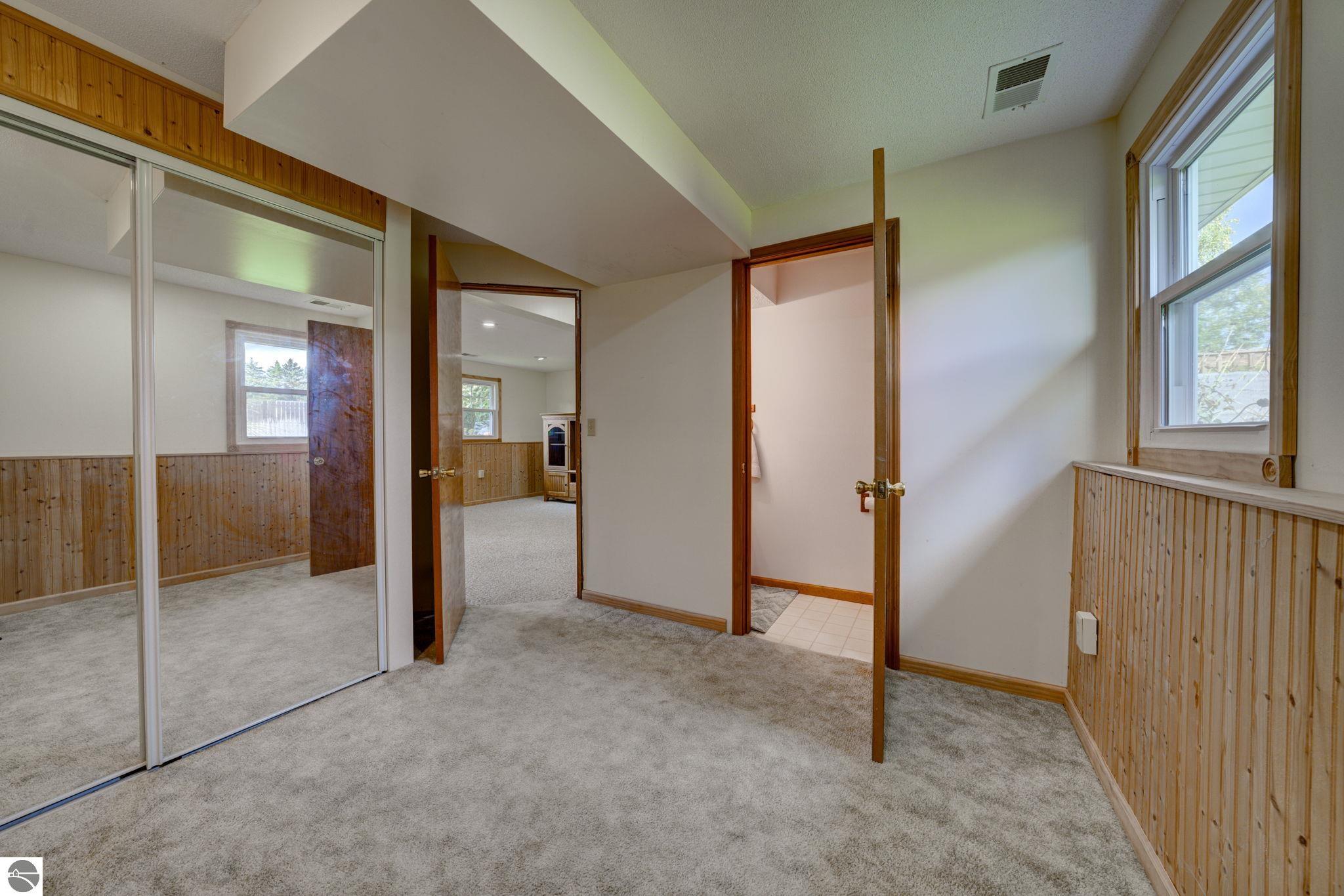 12199 Lincoln Hollow