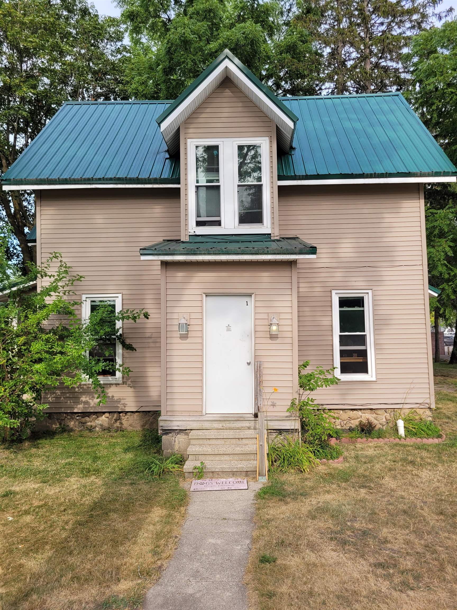 Homes for sale in Alma, MI | 426 N State St, Alma, MI 48801 | MLS# 80053164