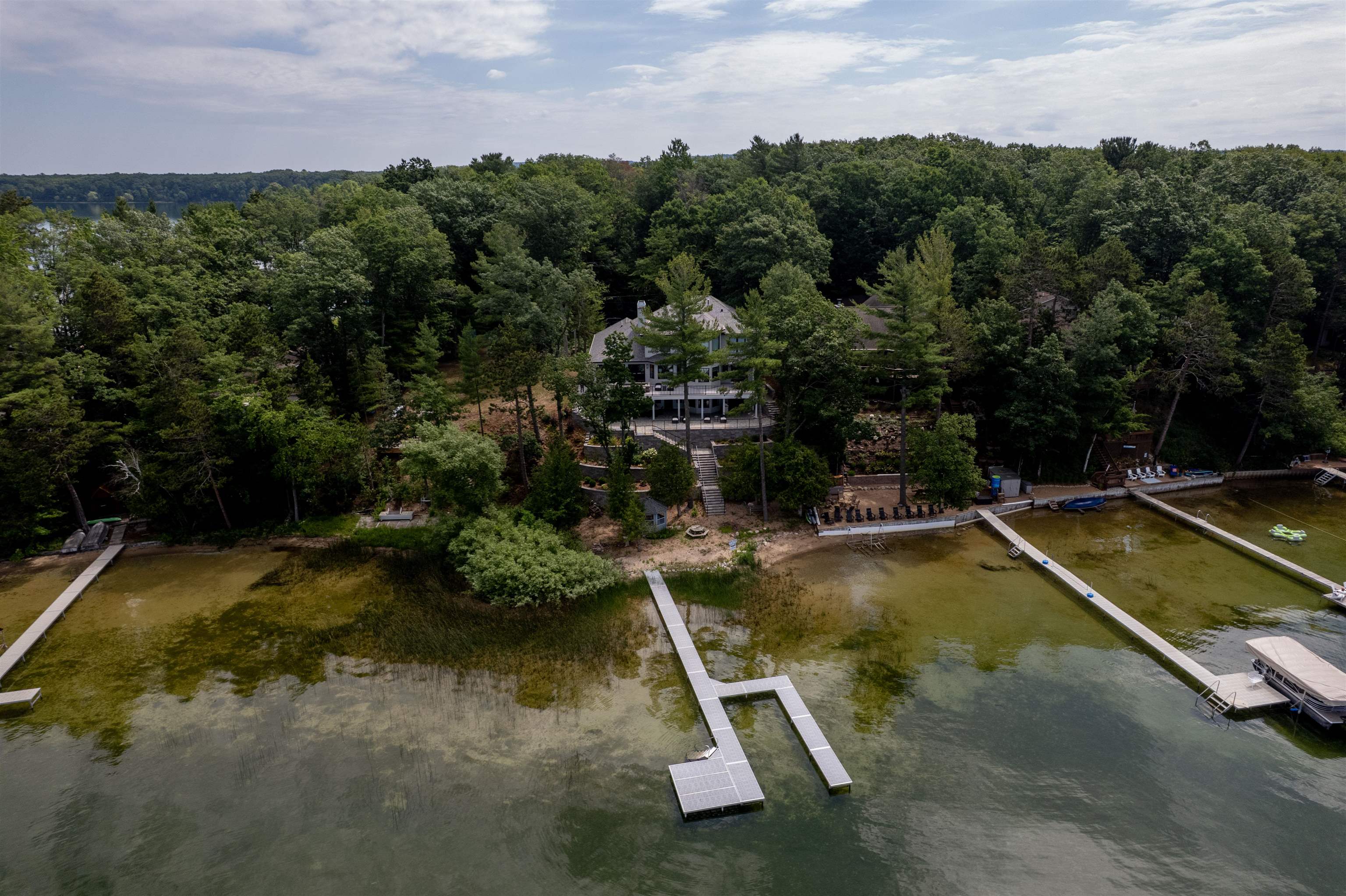 Homes for sale in Interlochen, MI | 5568 Lakeview Dr, Interlochen, MI 49643 | MLS# 80054904